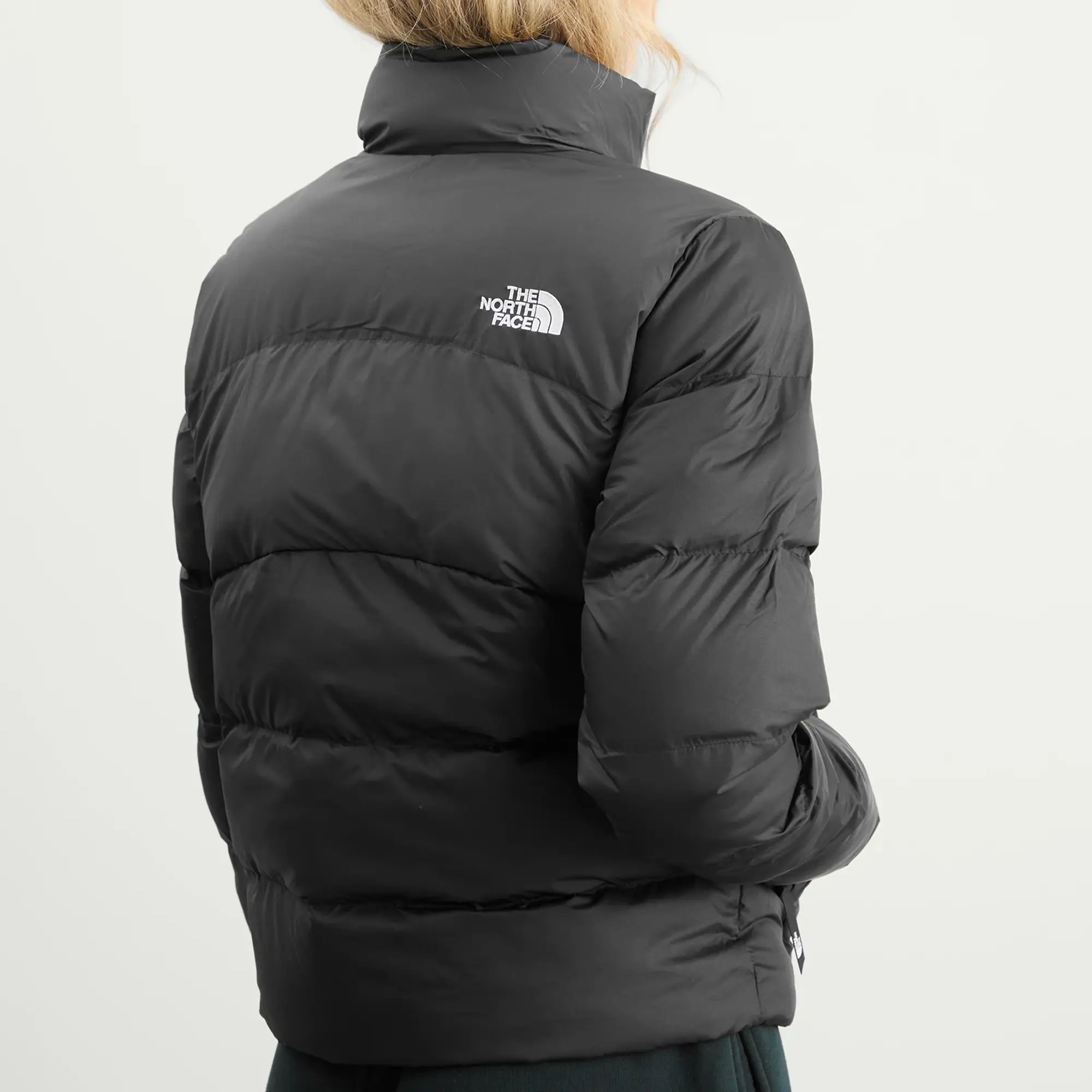 The North Face Saikuru Logo Puffer Jacket In Black