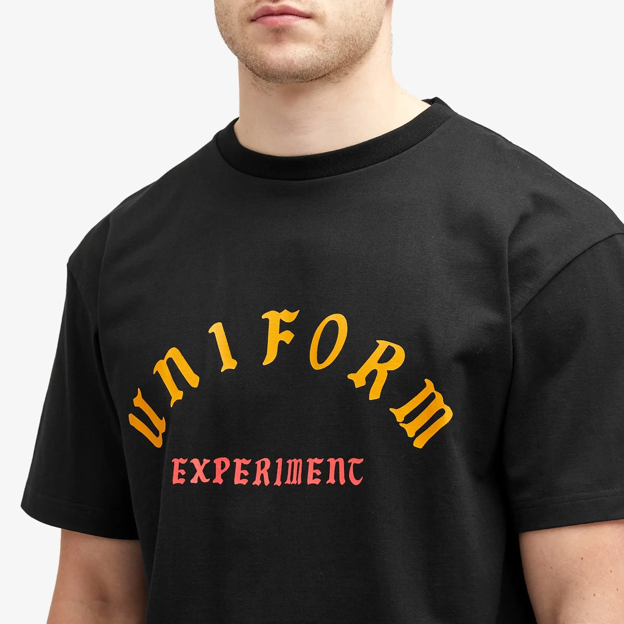 Uniform Experiment Men's Old School T-Shirt Black