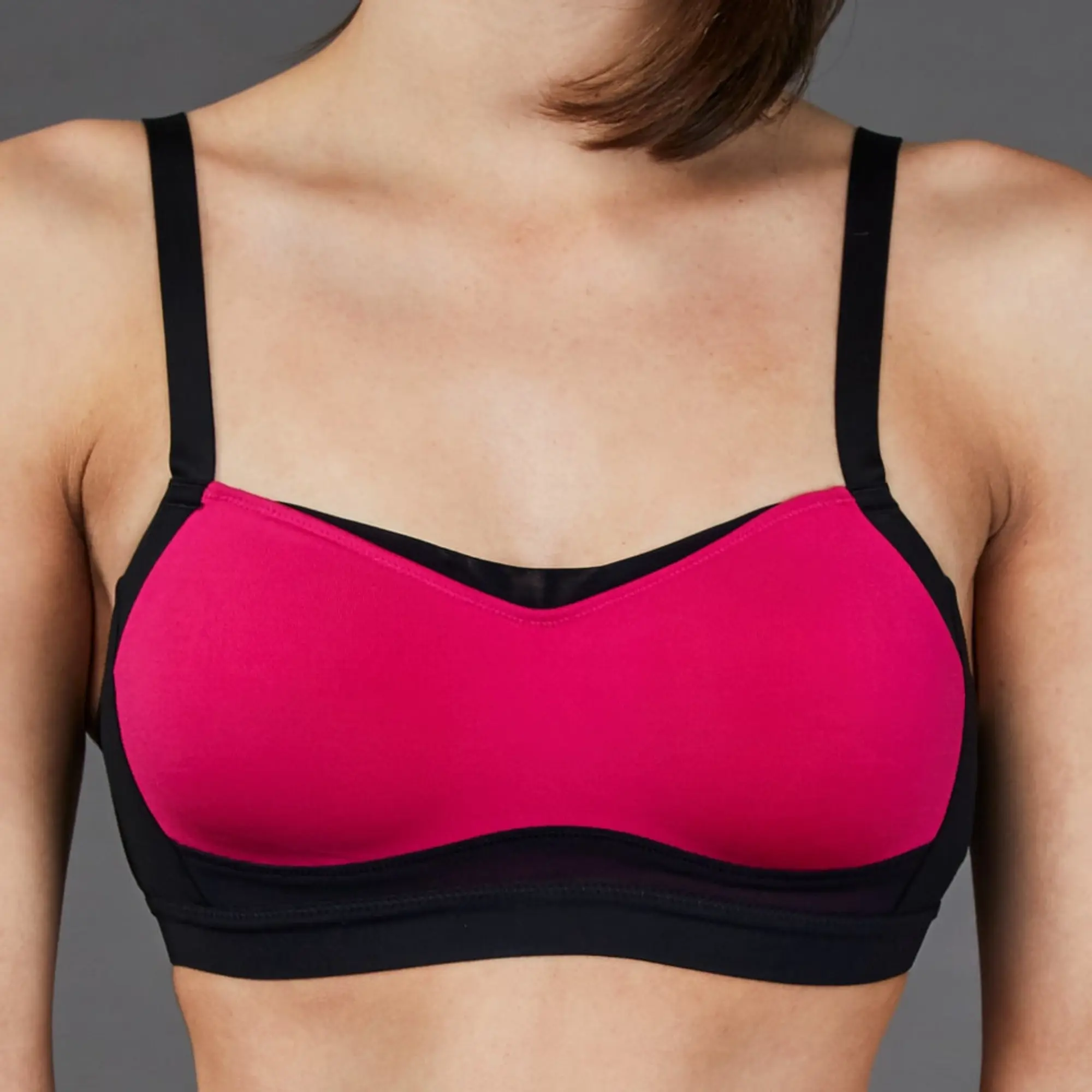 Brooks Moving Comfort Fineform A B Sports Bra