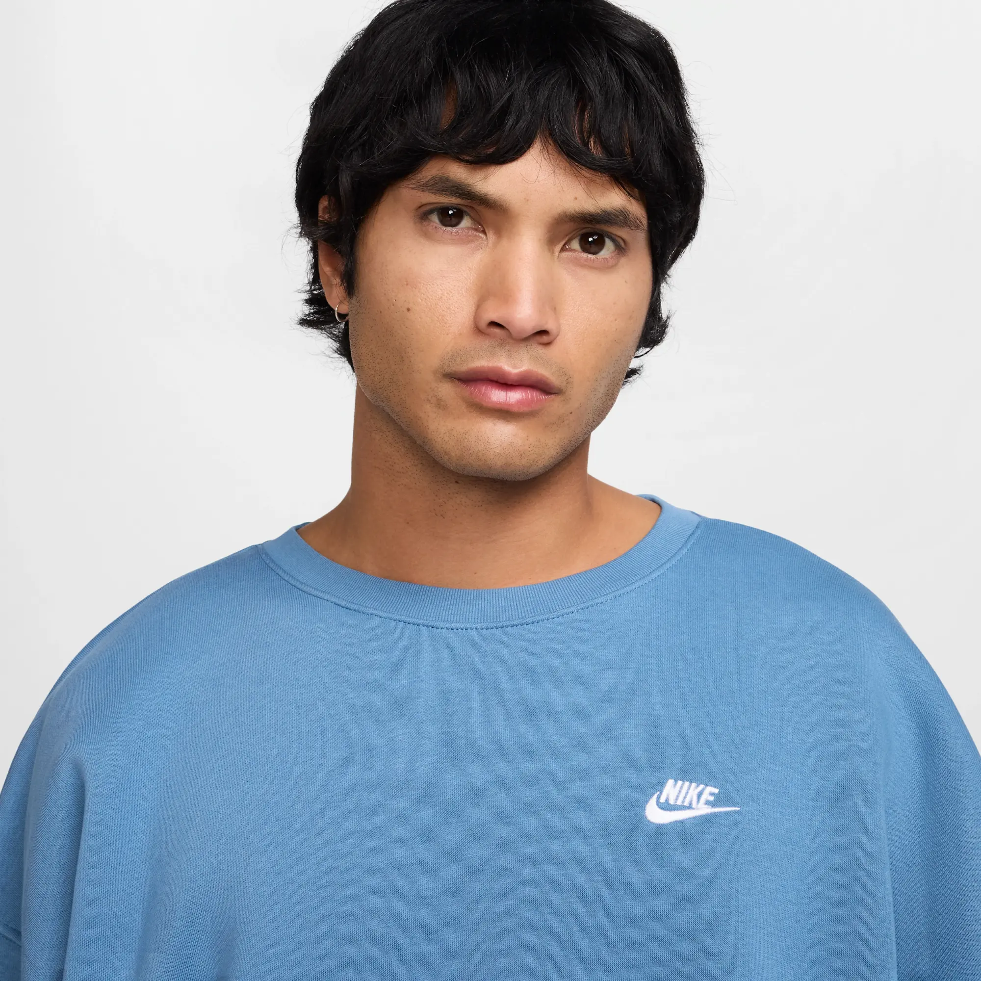 Nike Sportswear Club Men's Oversized Fleece Crew-Neck Sweatshirt - Blue - Cotton/Polyester