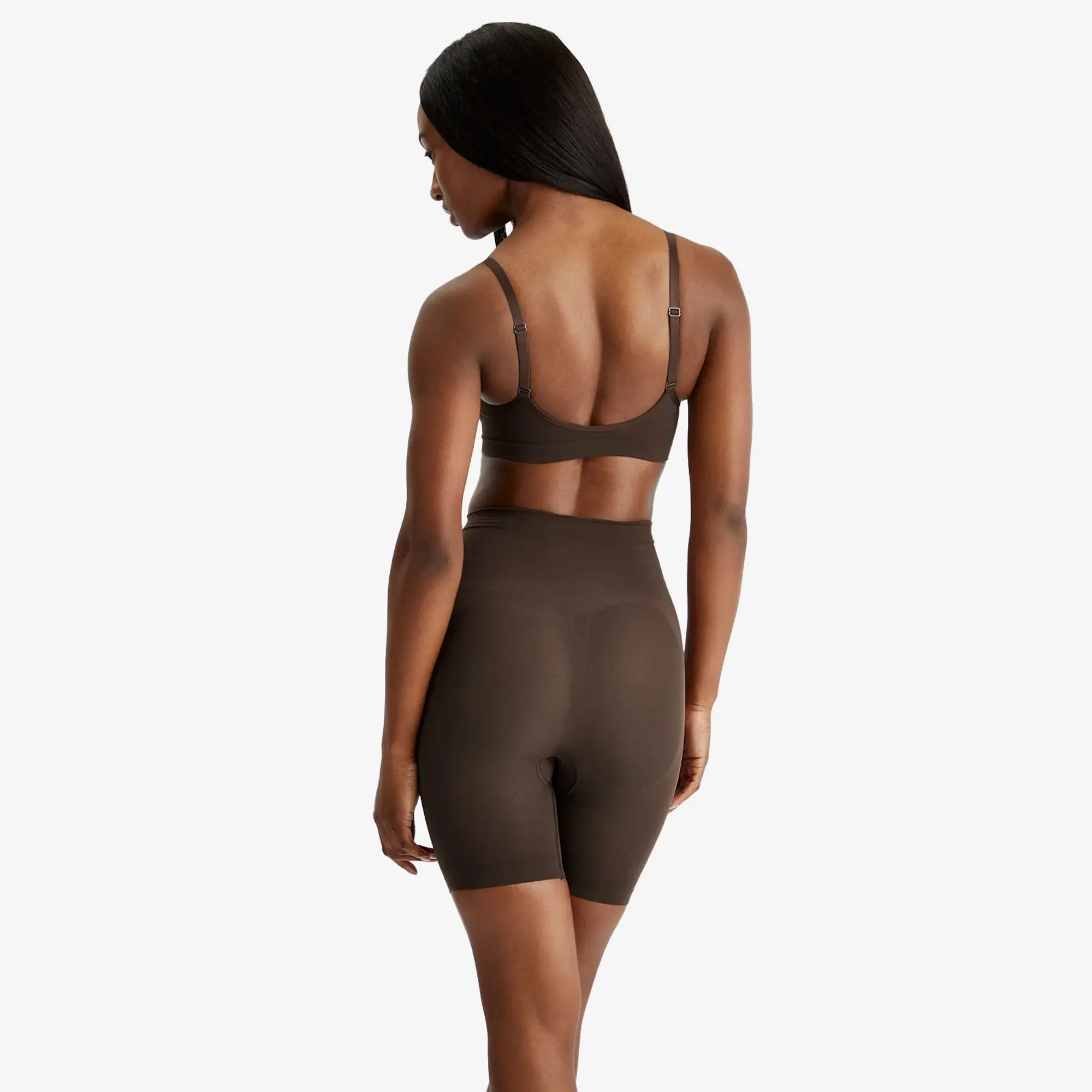 SKIMS Women's Seamless Sculpt High Waist Above The Knee Short Cocoa