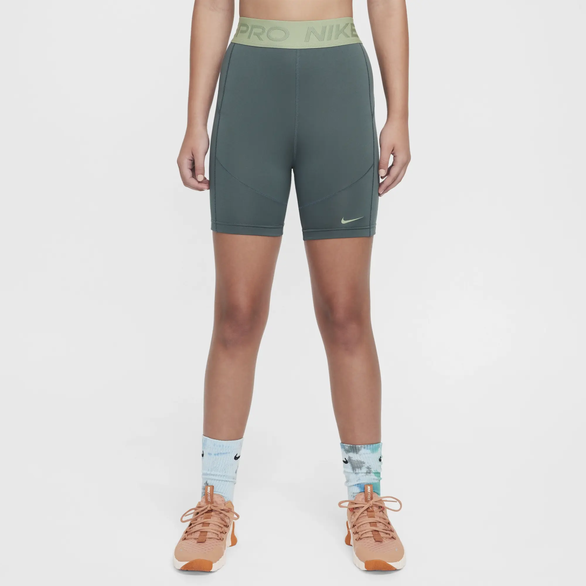 Nike Sportswear Older Kids Pro Dri FIT 5 Shorts