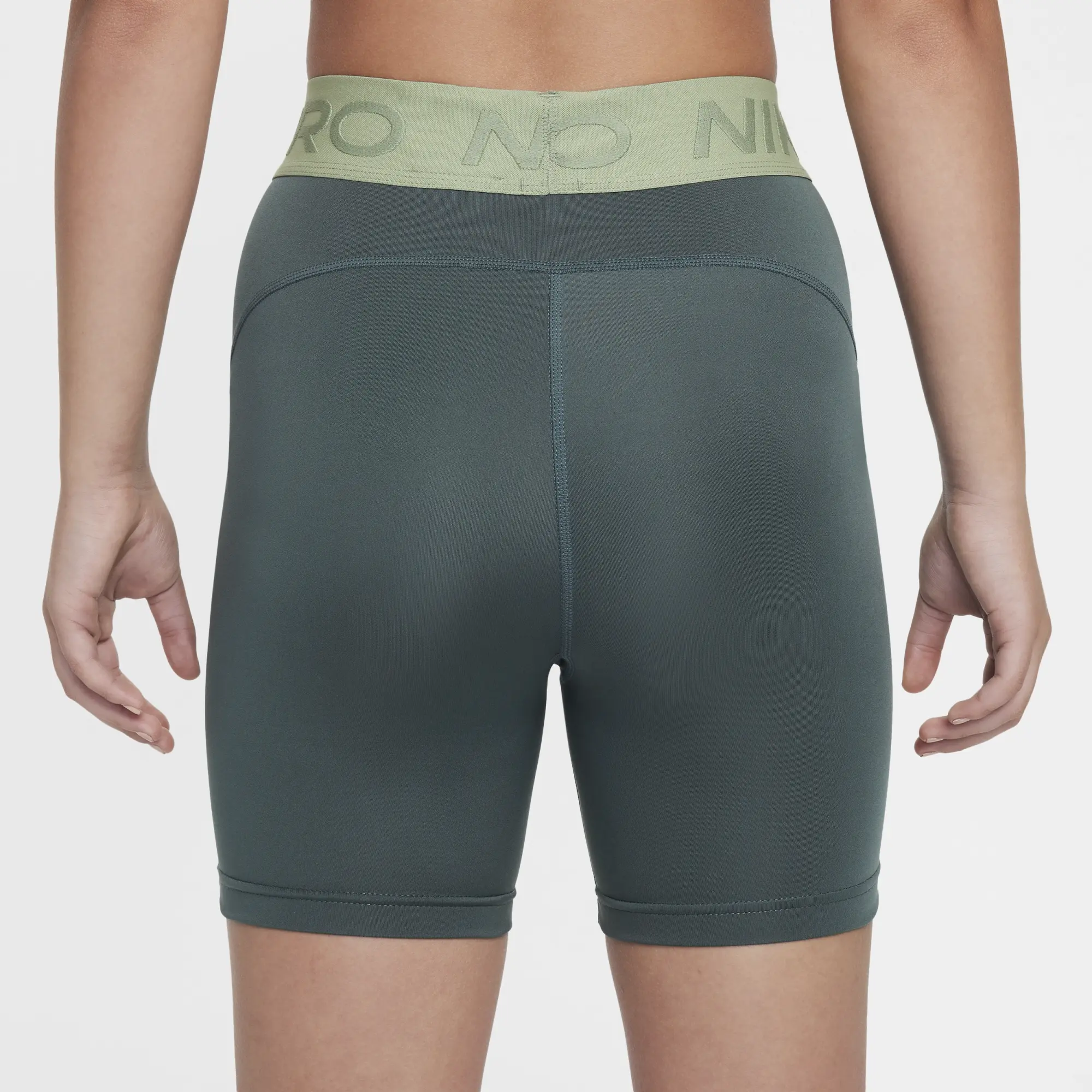 Nike Sportswear Older Kids Pro Dri FIT 5 Shorts