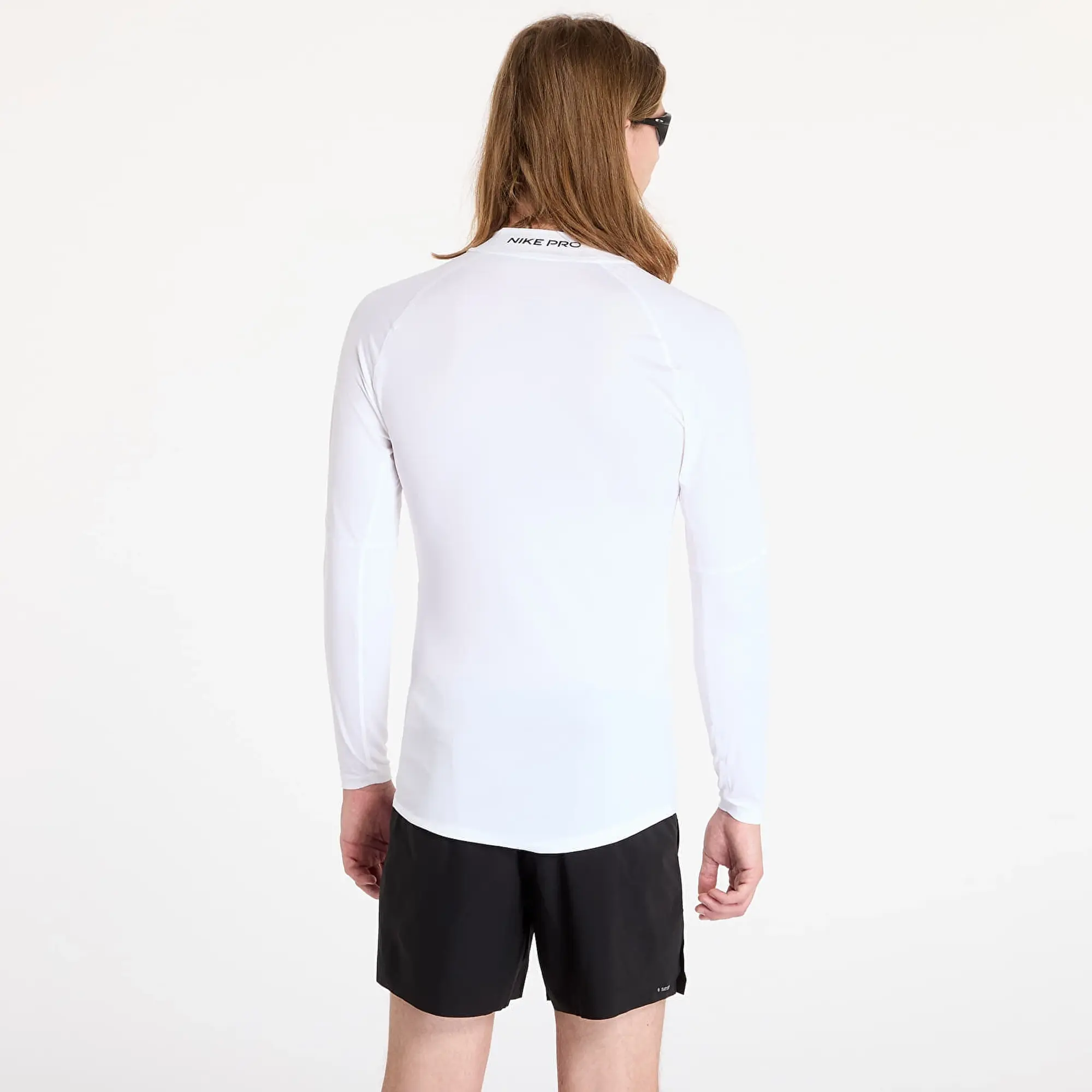 T-Shirt Nike Pro Men's Dri-Fit Fitness Mock-Neck Long-Sleeve Top White/ Black S
