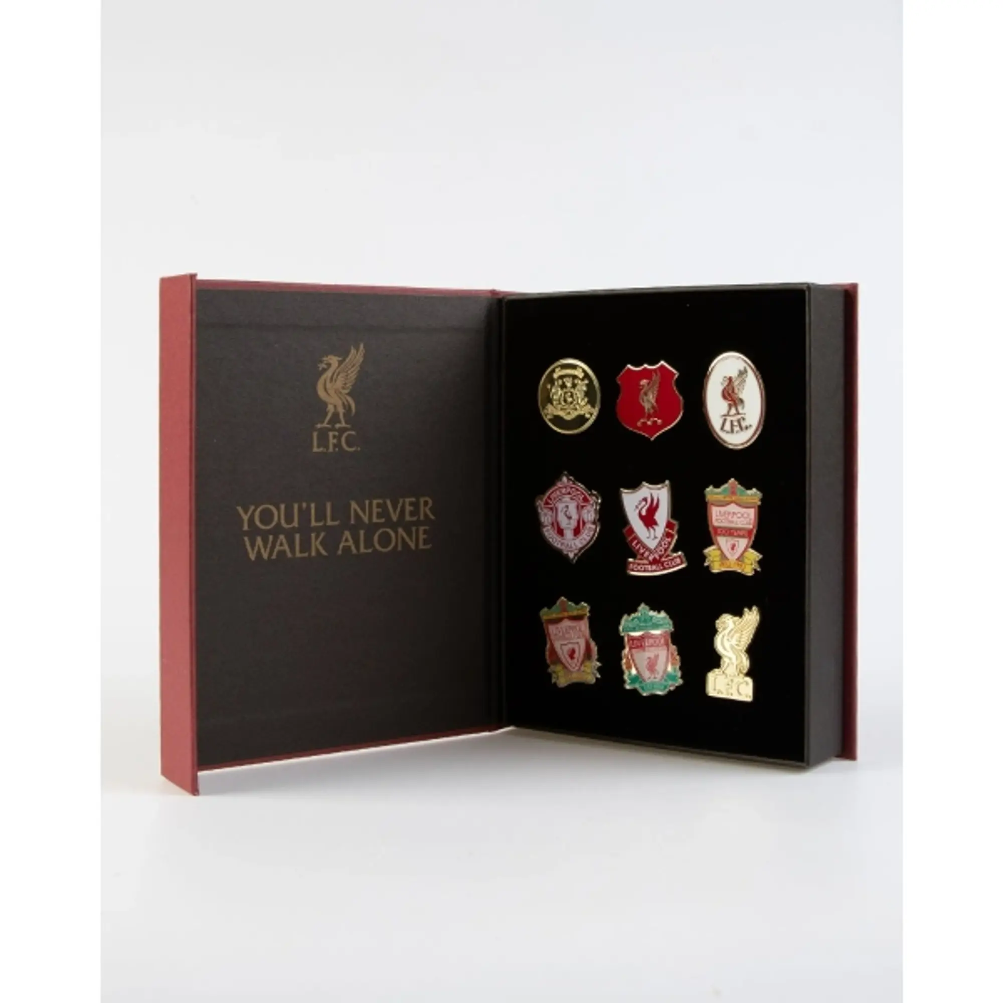 Liverpool FC LFC 9pk Crest Badge Set