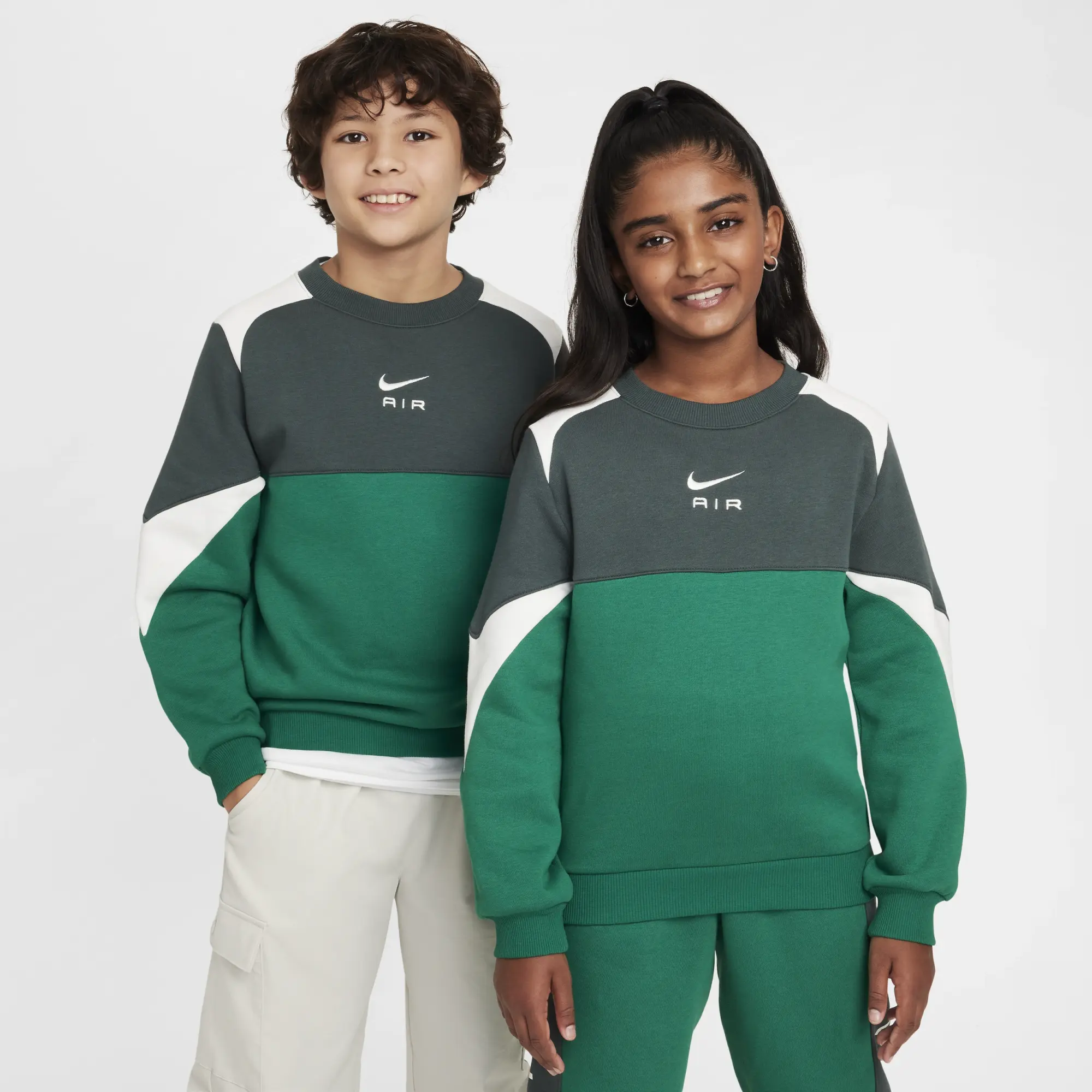 Nike Air Older Kids' Crew-Neck Sweatshirt - Green - Cotton/Polyester