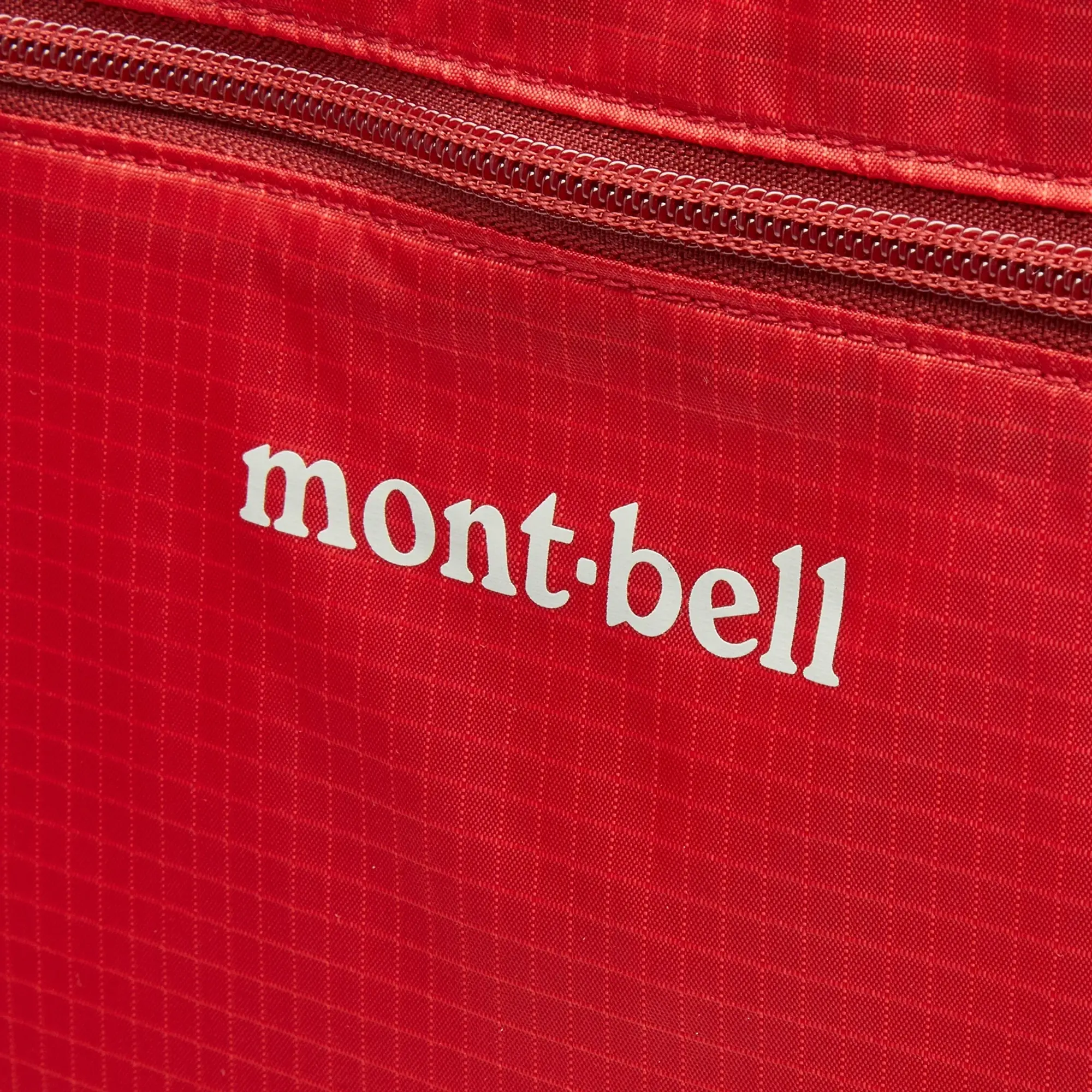 Montbell Men's Pocketable Ripstop Light Tote - M Red