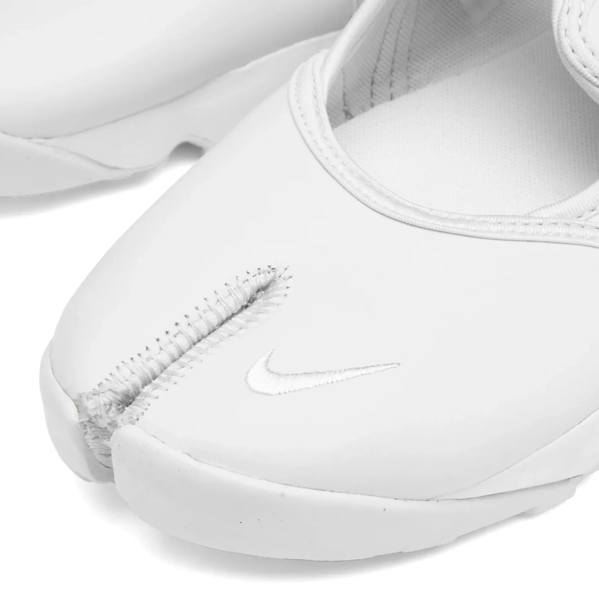 Nike Women's Air Rift-Ip W Sneaker Pure Platinum