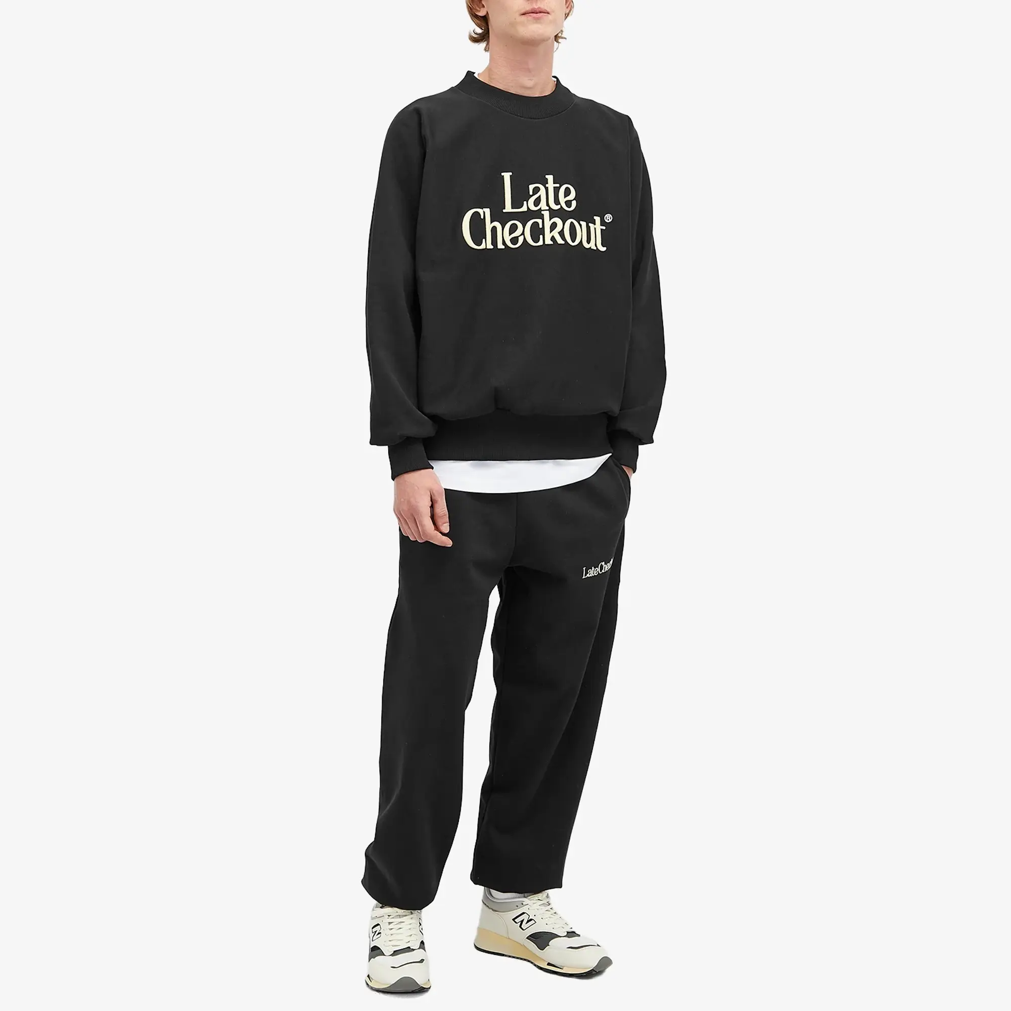 Late Checkout Men's LC Logo Crew Sweat Black