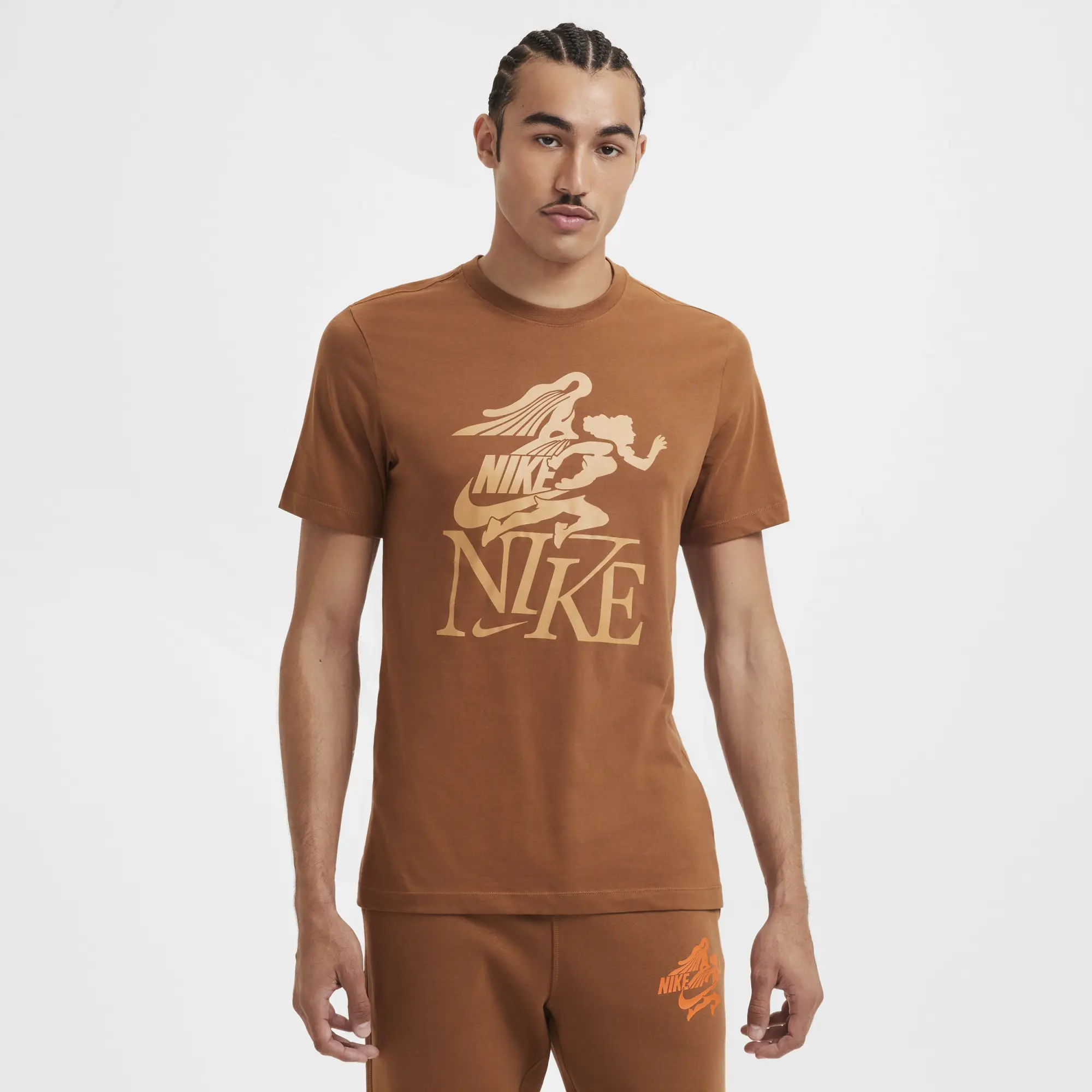 Nike Victory Graphic T-Shirt In Brown