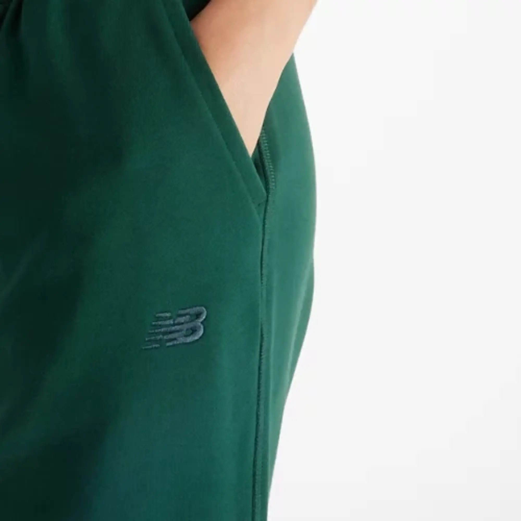 New Balance Women's Athletics French Terry Jogger in Green Cotton