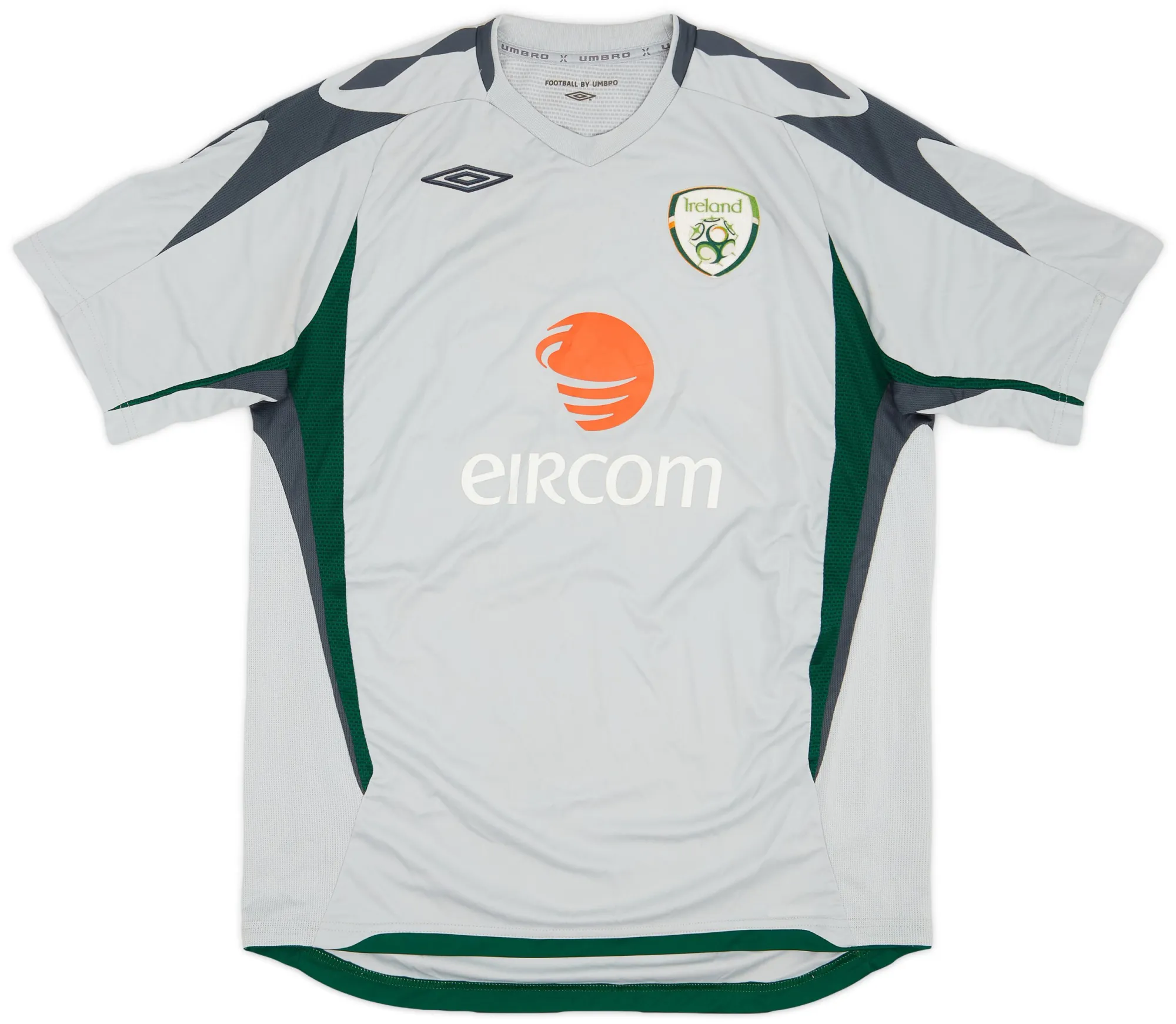 ウェア UMBRO 2004 Ireland football shirts UMBRO 2004 Ireland football shirts