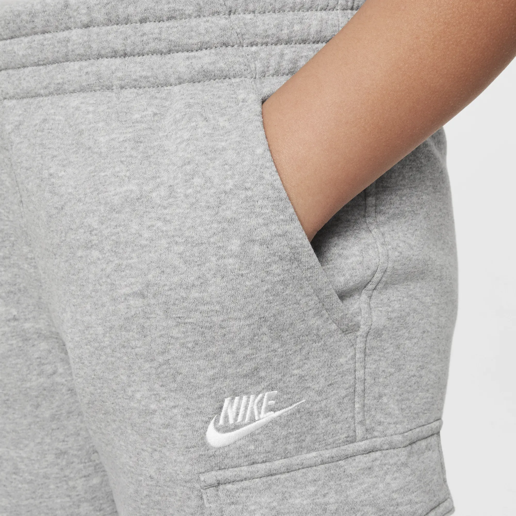 Nike Sportswear Club Fleece Older Kids' Cargo Trousers (extended size) - Grey - Cotton/Polyester