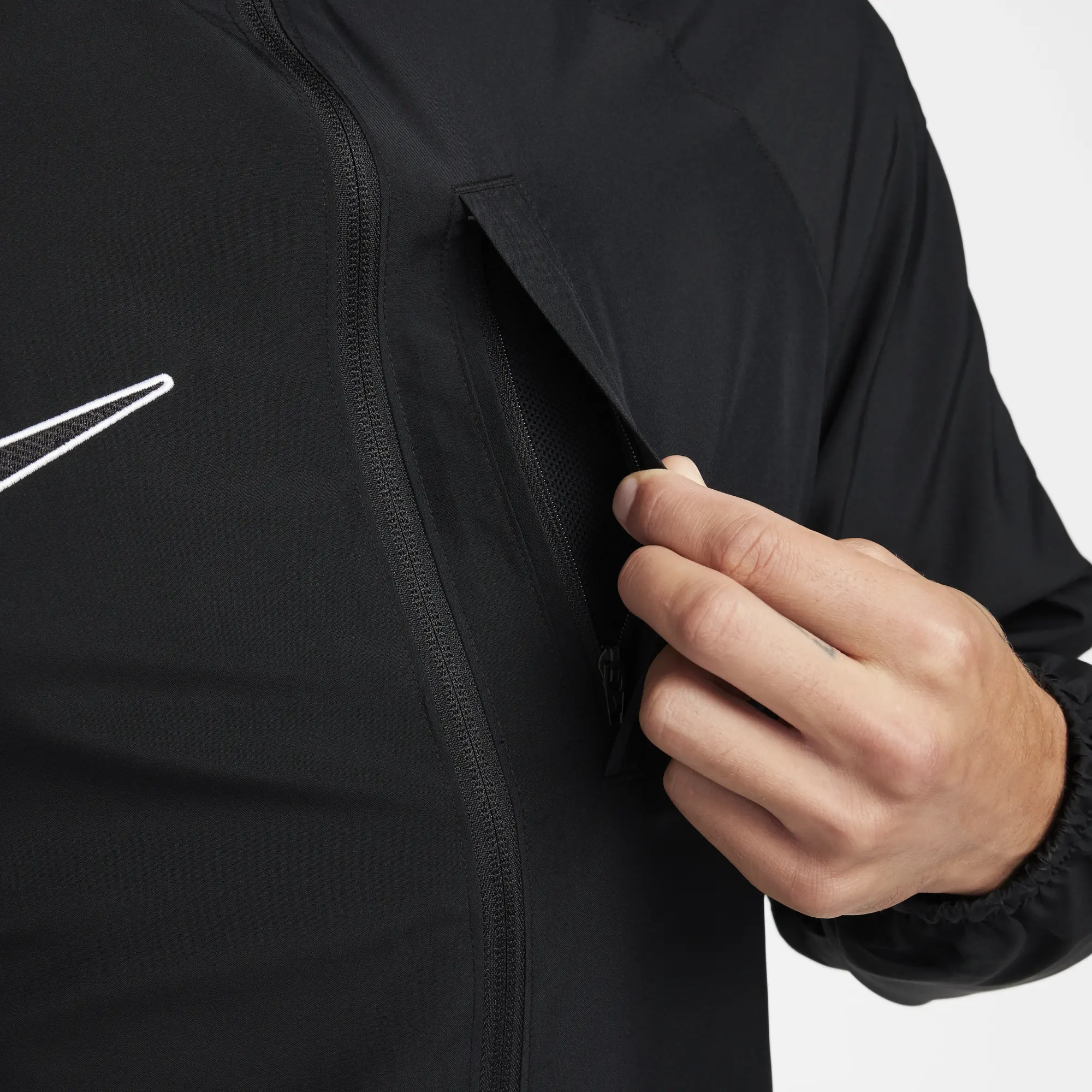 Nike Academy Mens Water Repellent Hooded Soccer Jacket