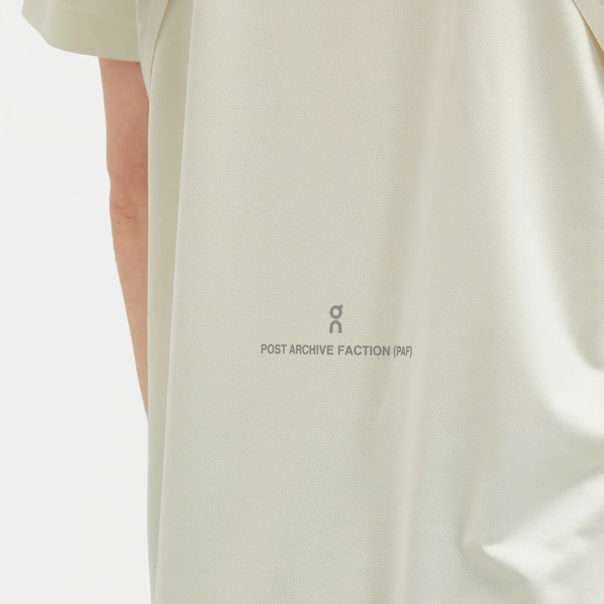 ON Men's Running-T PAF Ice