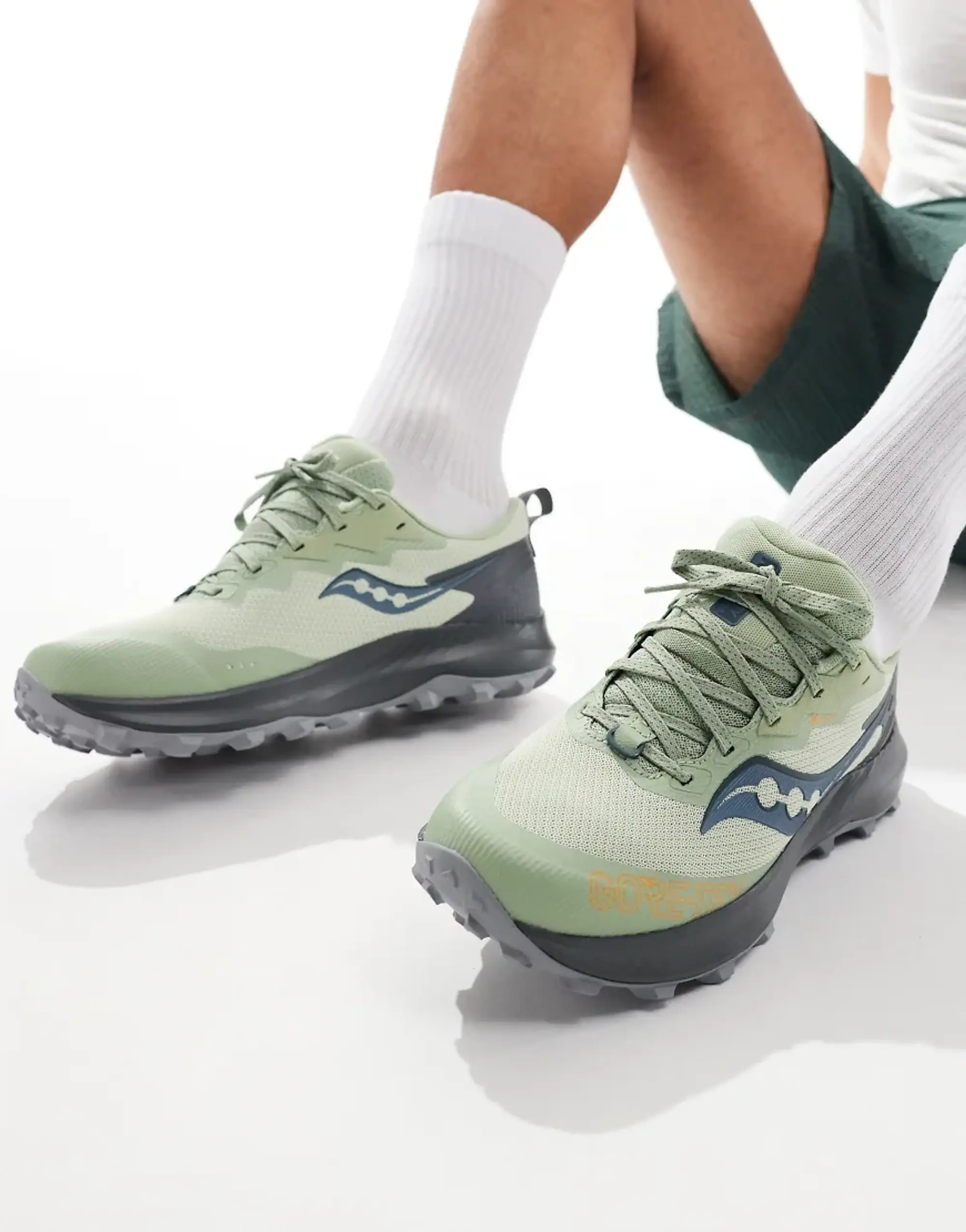 Saucony Peregrine 14 Gtx Neutral Running Trainers In Sage-Green