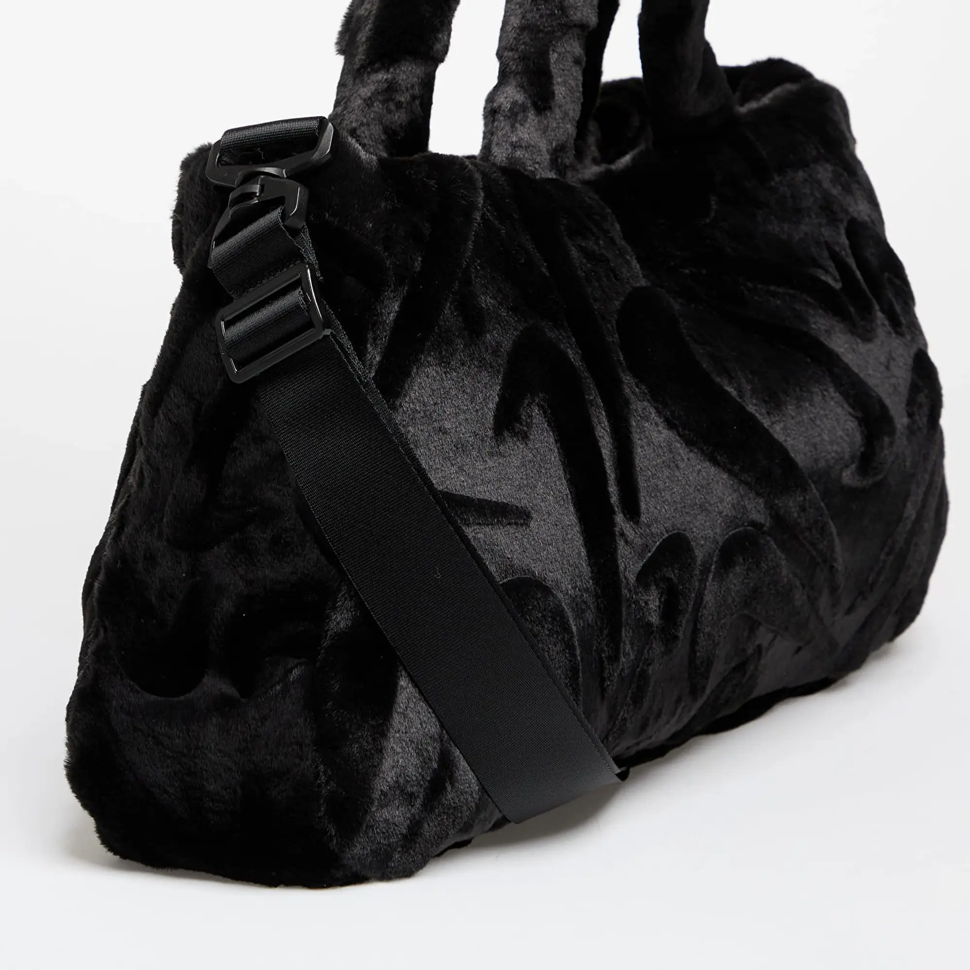 Bag Nike Sportswear Faux Fur Tote Black/ Black/ Metallic Silver Universal
