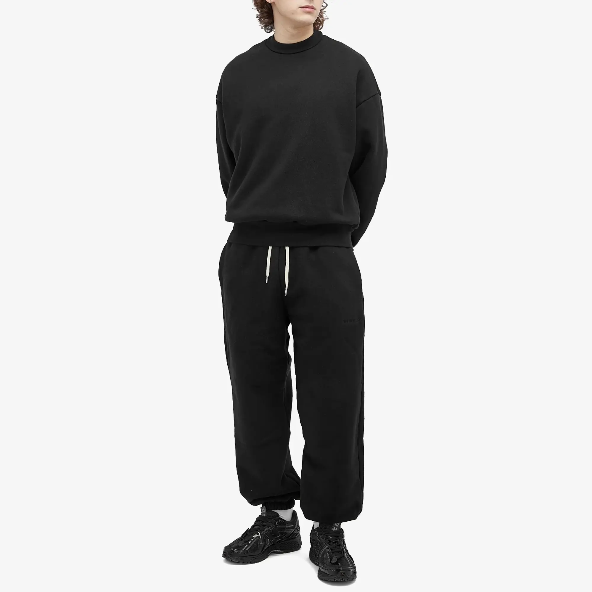 MKI Men's Superweight Cuffed Joggers Black