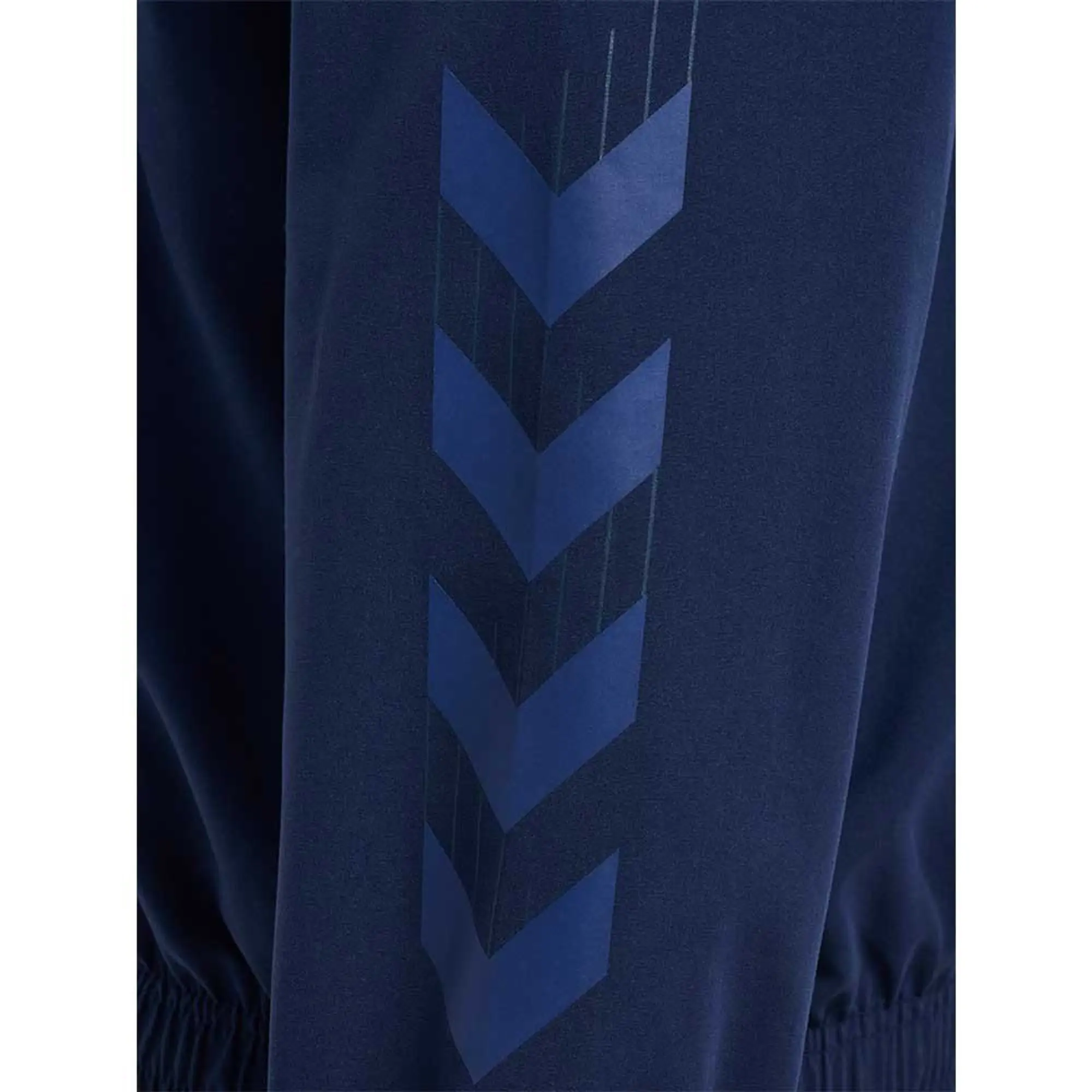 Hummel Travel Woven Jacket