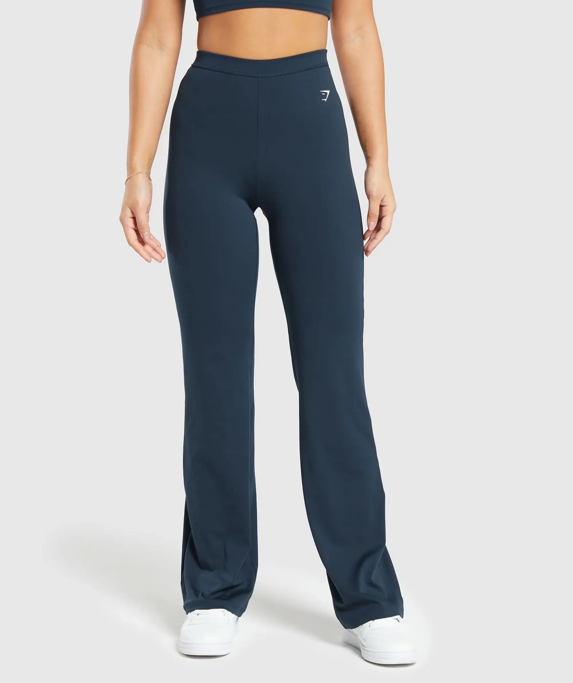 Gymshark Everyday Regular Flared Leggings - Navy