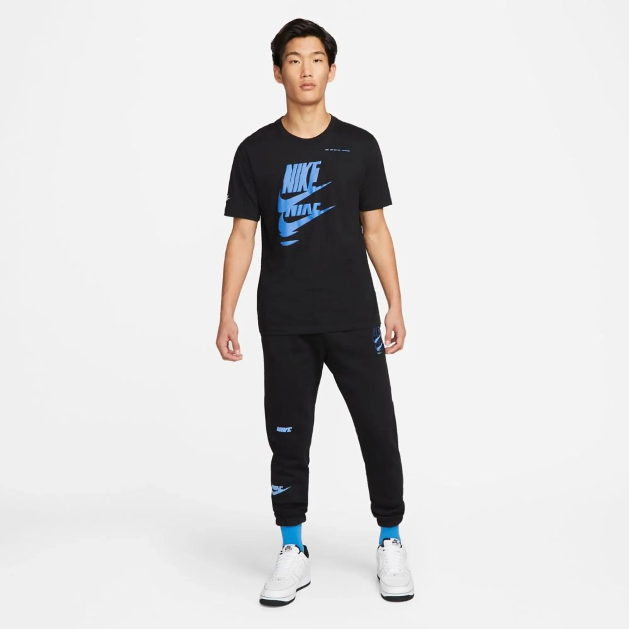 Nike Sportswear Sport Essentials+ Short Sleeve T-shirt