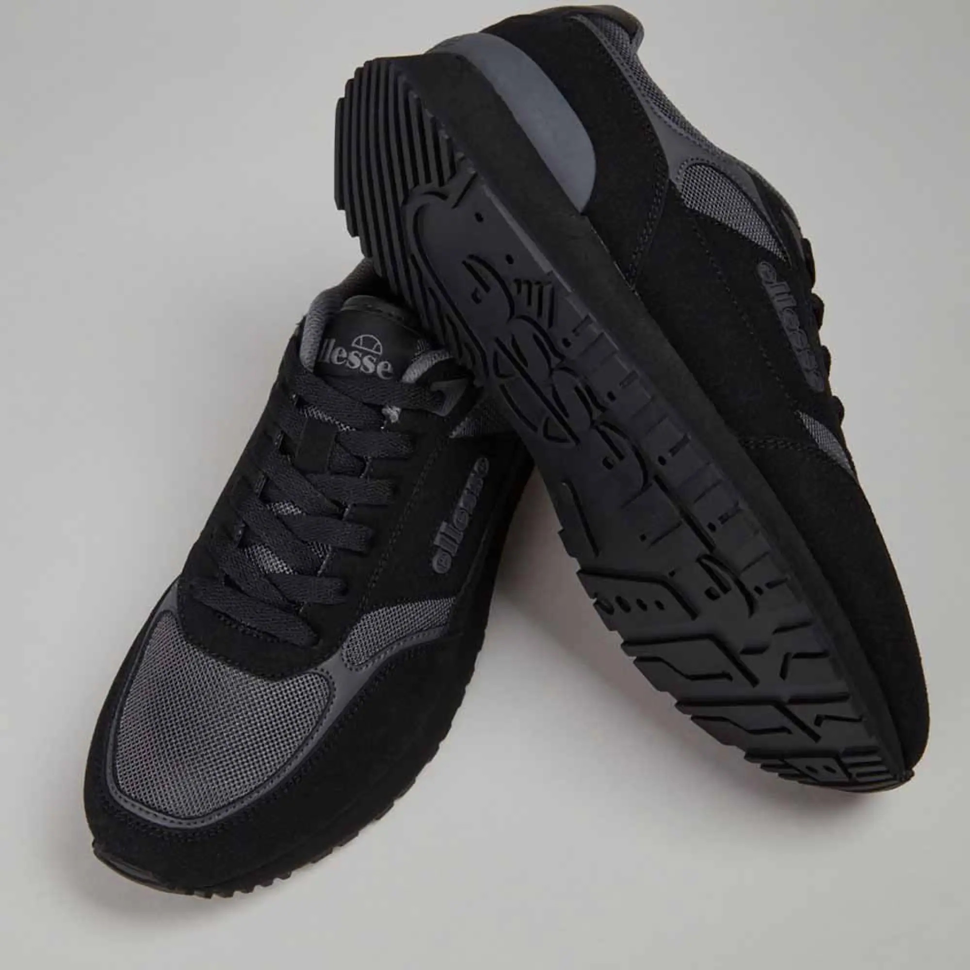 Ellesse Gara Runner Trainers