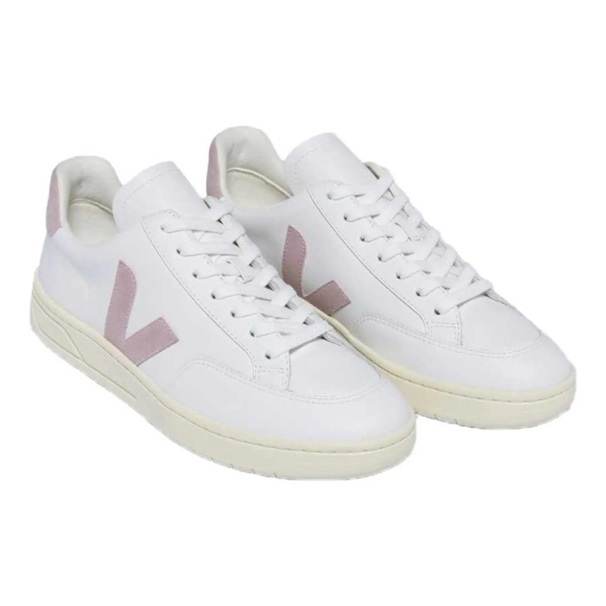 Veja  V-12  women's Shoes (Trainers) in White