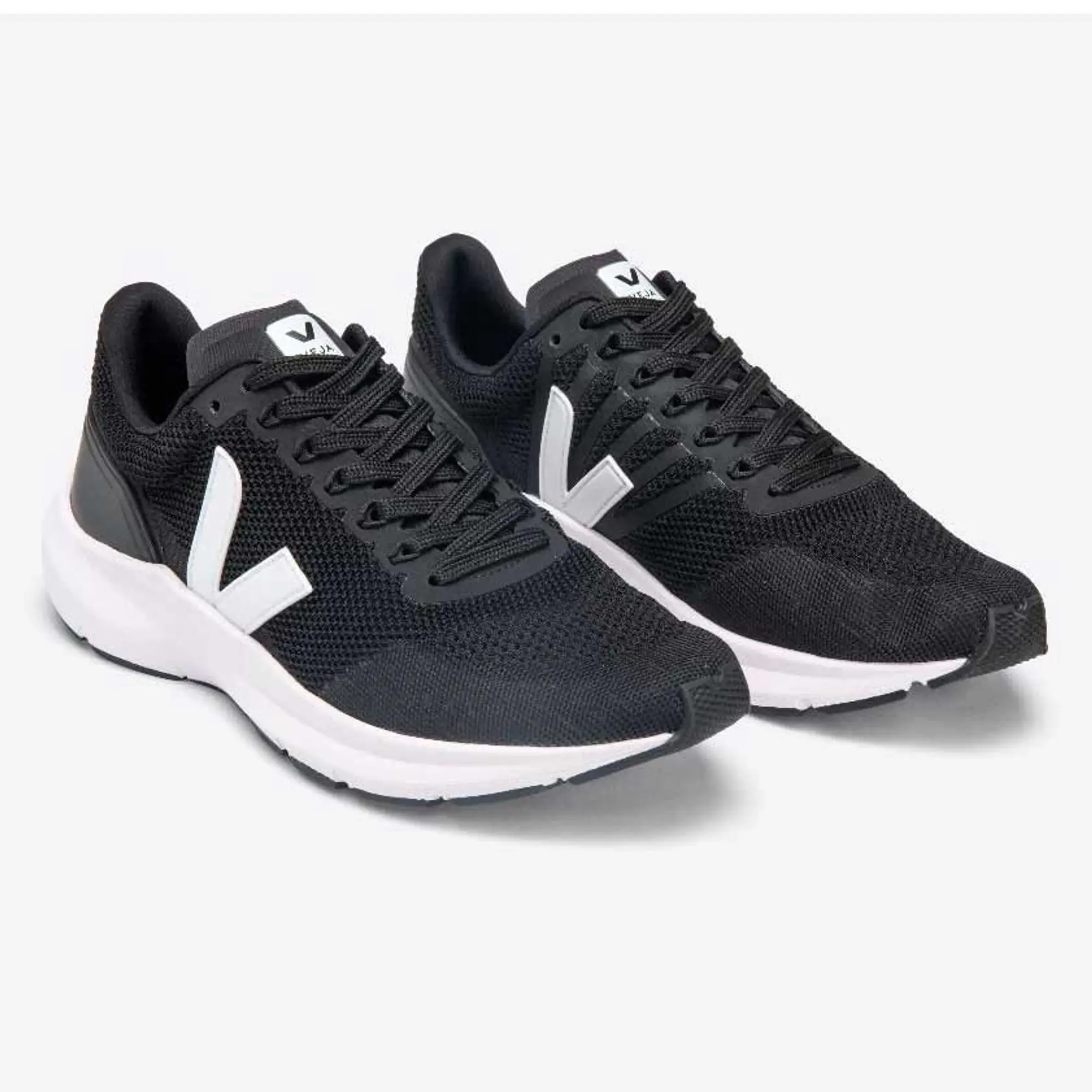 Veja Marlin Trainers