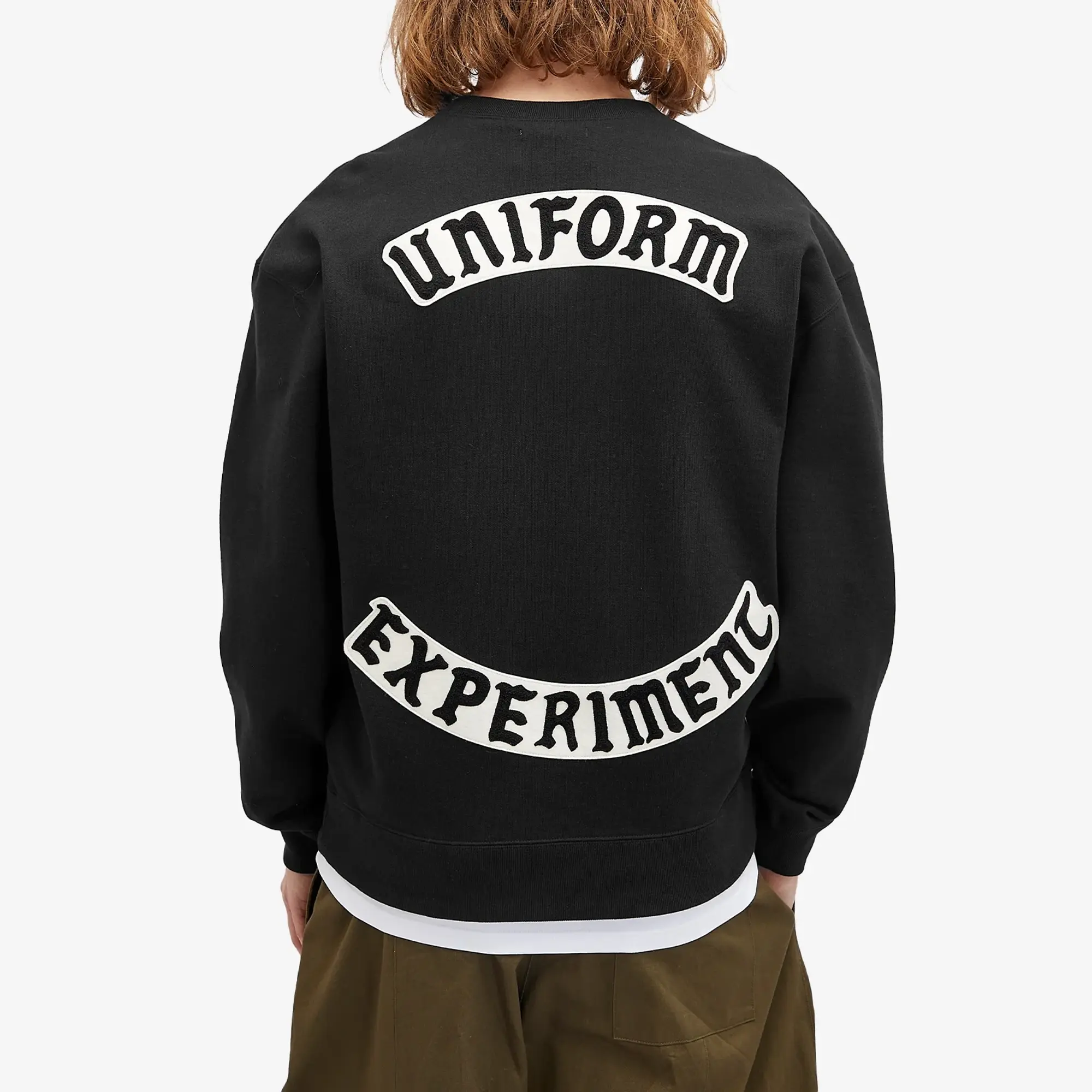Uniform Experiment Men's Chenille Back Logo Sweatshirt Black