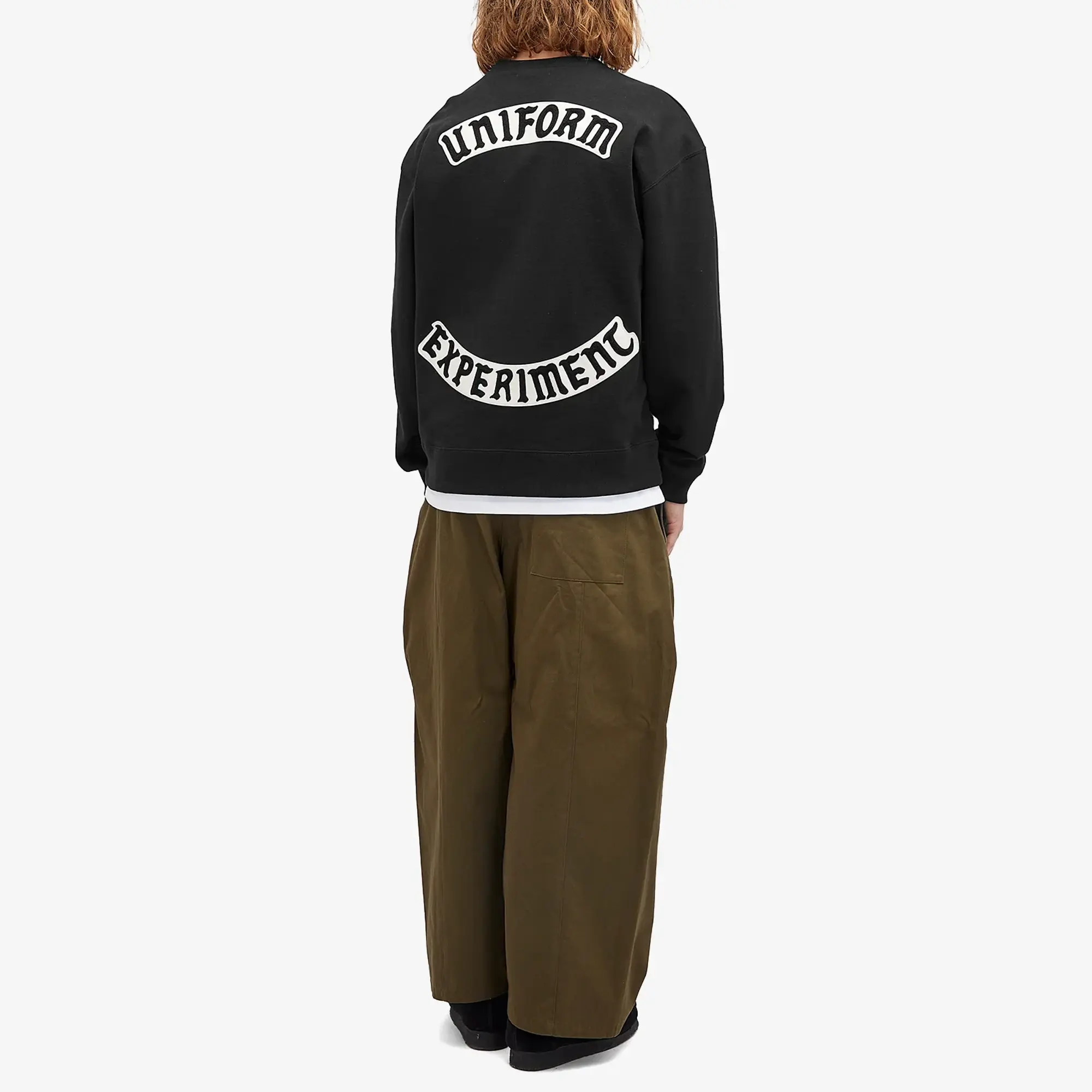 Uniform Experiment Men's Chenille Back Logo Sweatshirt Black
