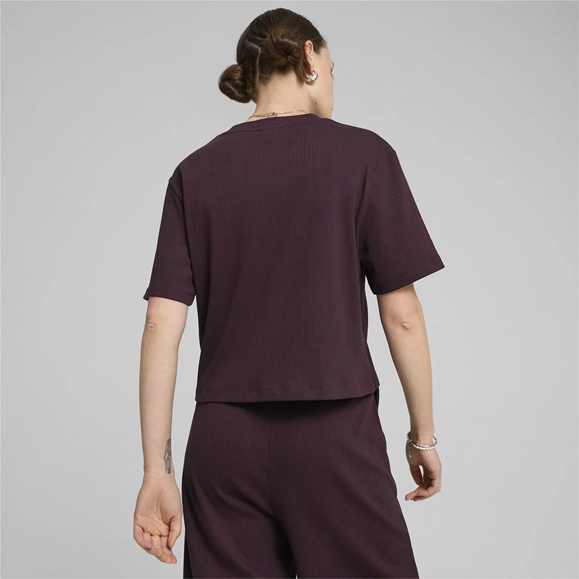 Puma Select Classics Ribbed Relaxed Short Sleeve T-shirt