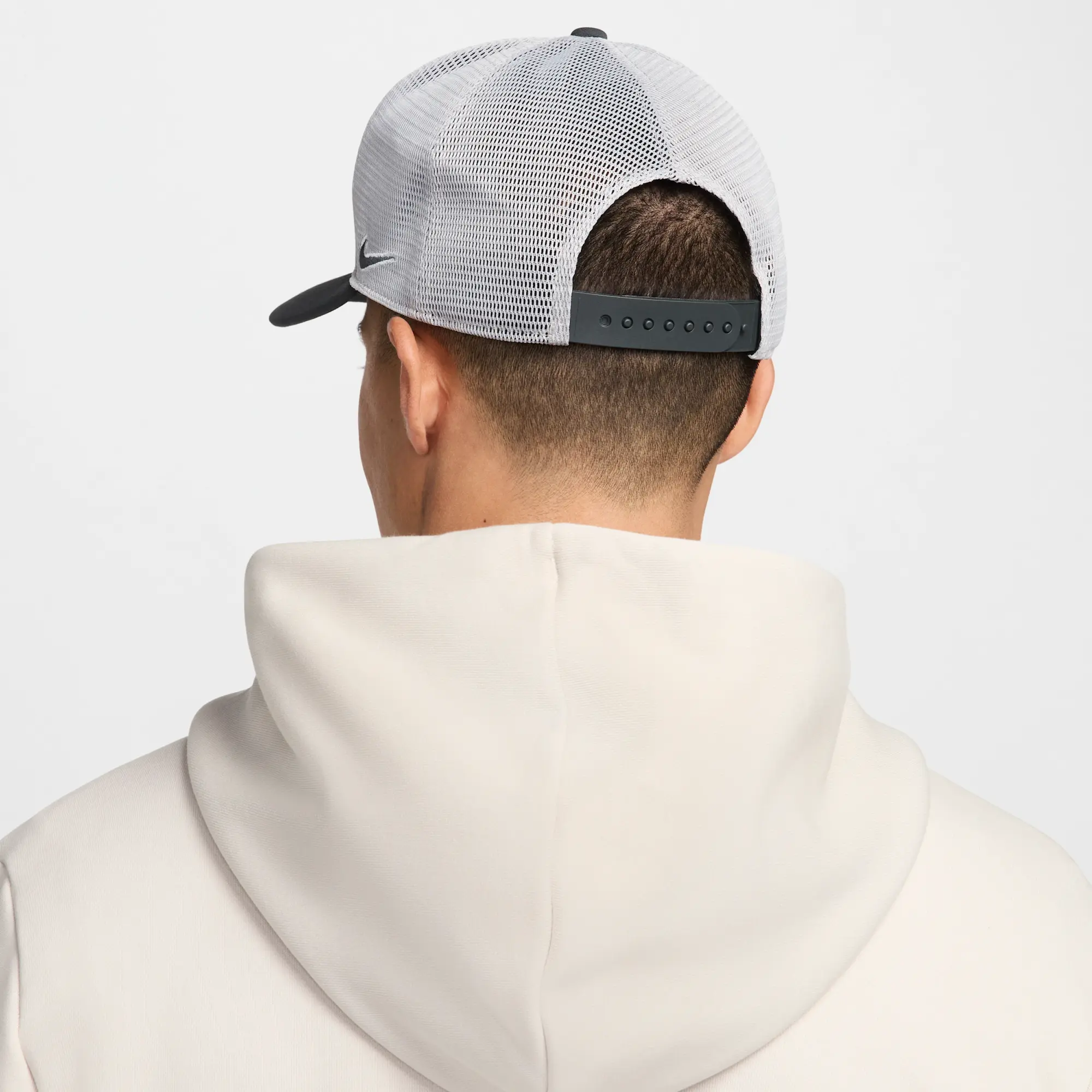 Liverpool F.C. Rise Nike Football Trucker Cap - Grey - Cotton