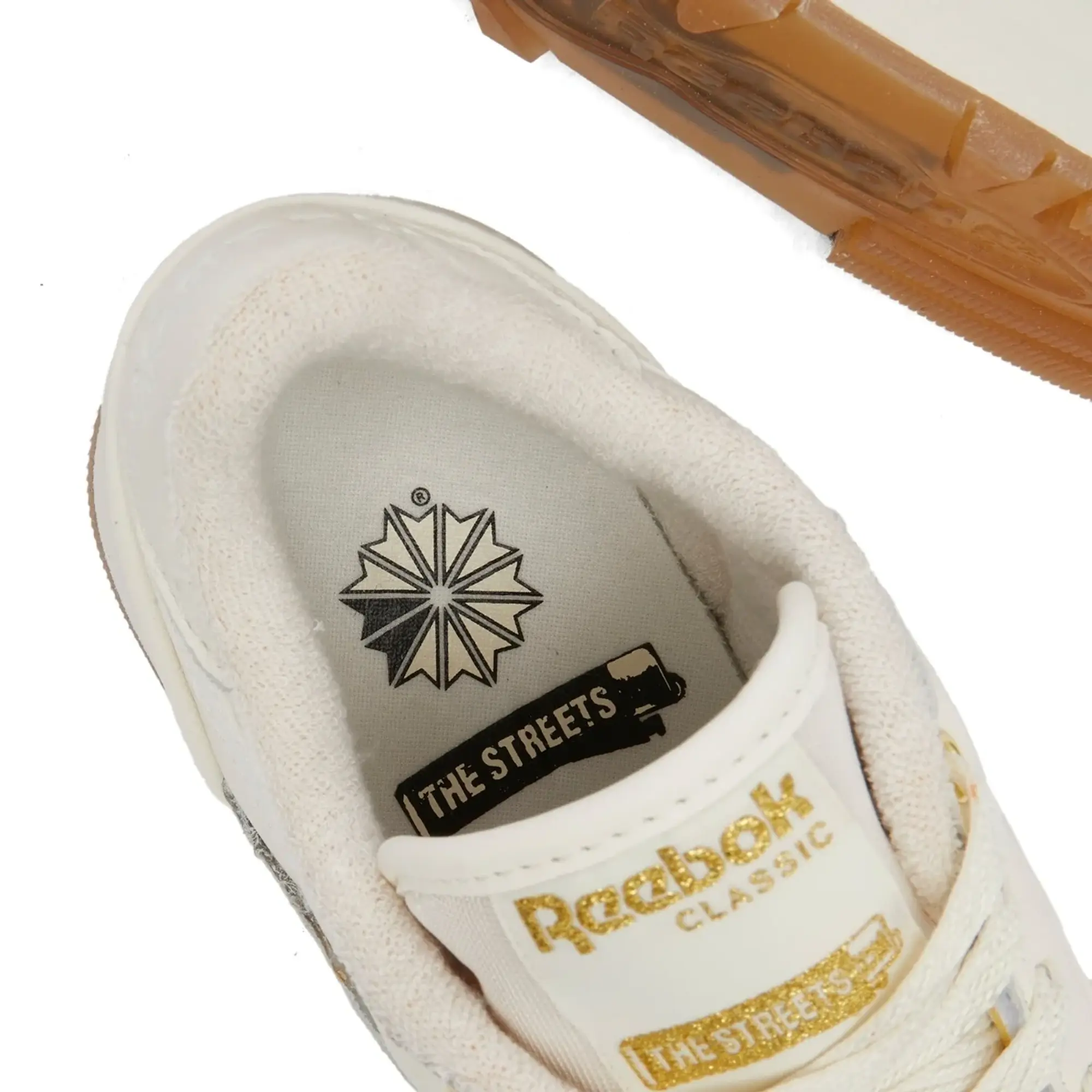 Reebok x The Streets by END. Classic Leather Chalk/Black/Gold Metallic