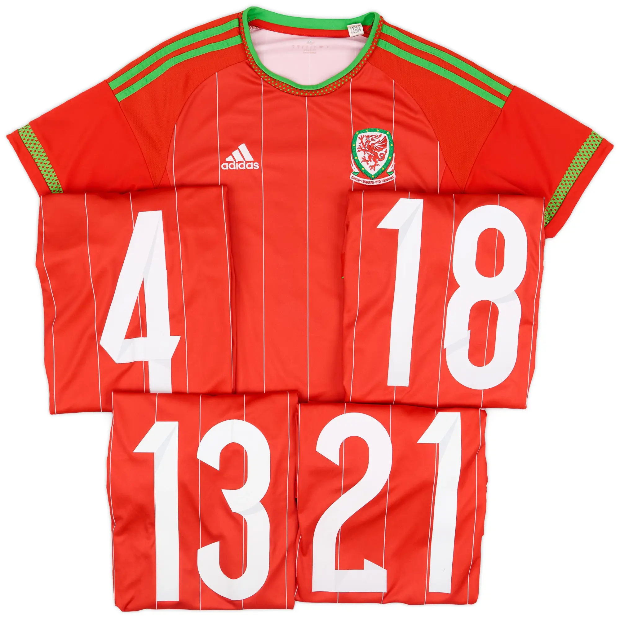 adidas 2015-16 Wales Home Shirt # - 7/10 - (S)