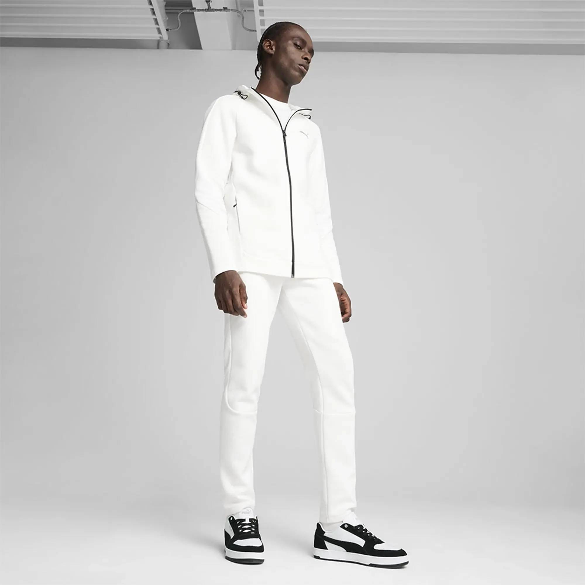 Puma  EVOSTRIPE FULL ZIP HOODIE  men's Tracksuit jacket in White