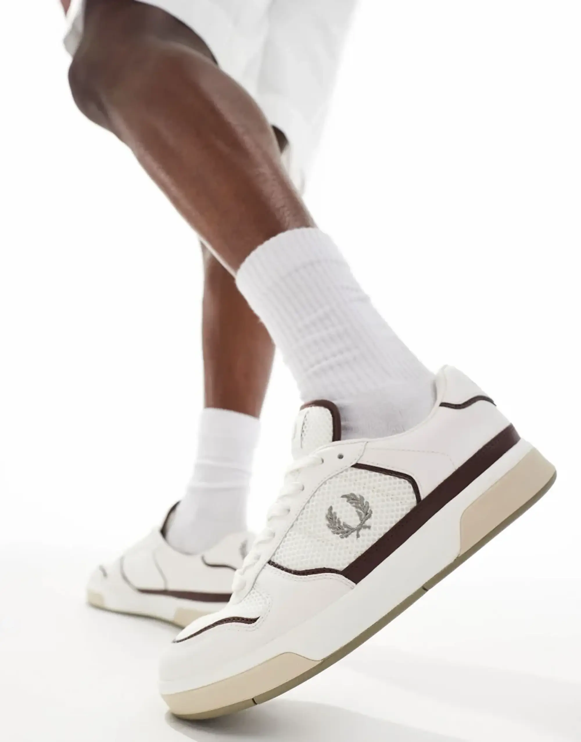 Fred Perry B300 Leather And Mesh Trainer In White