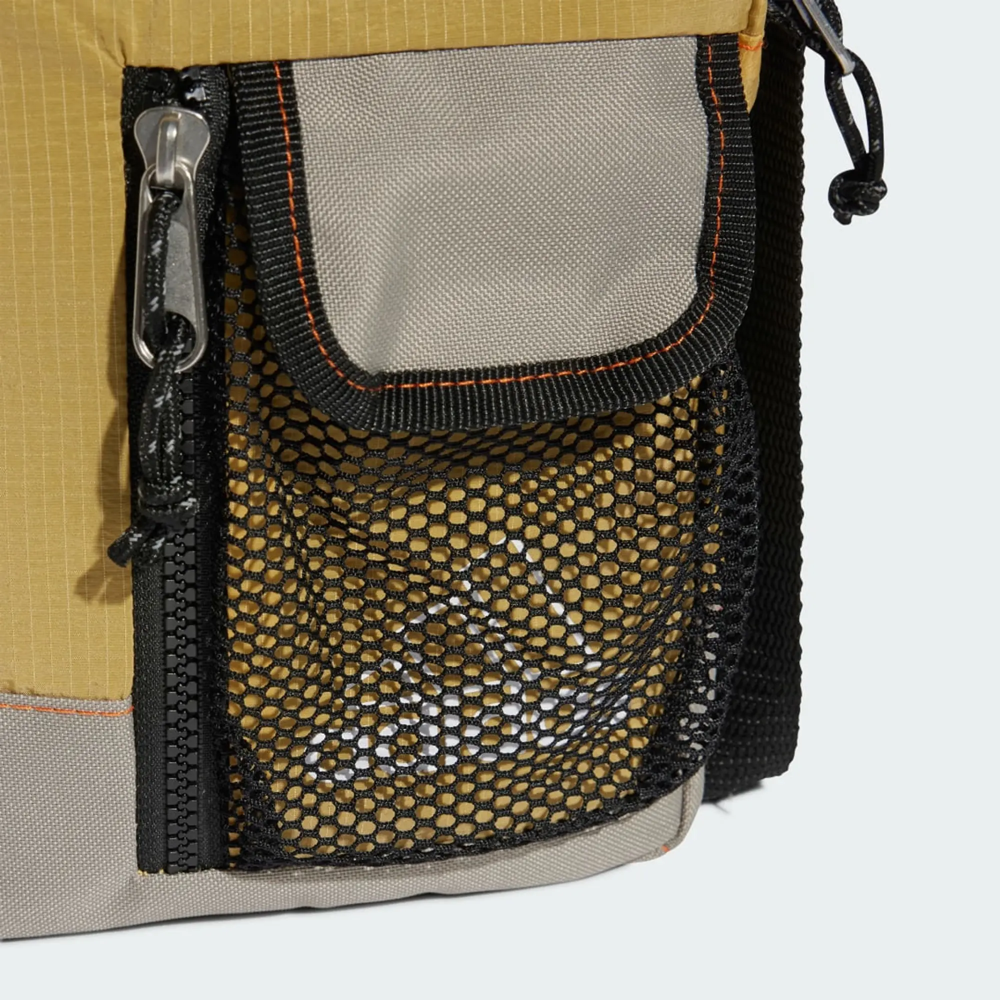 adidas Originals Unisex Small Item Bag