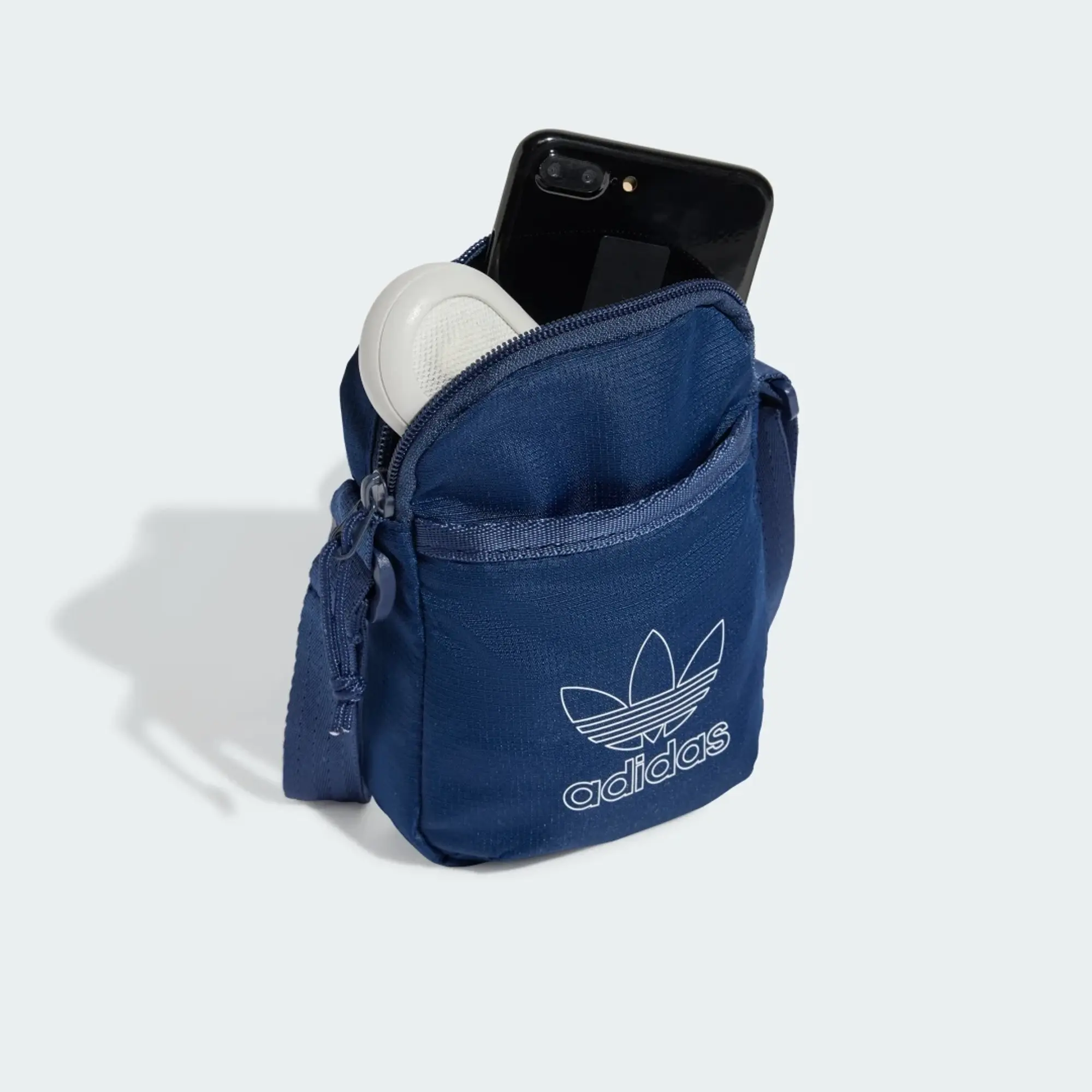 adidas Originals Unisex Adicolor Festival Bag