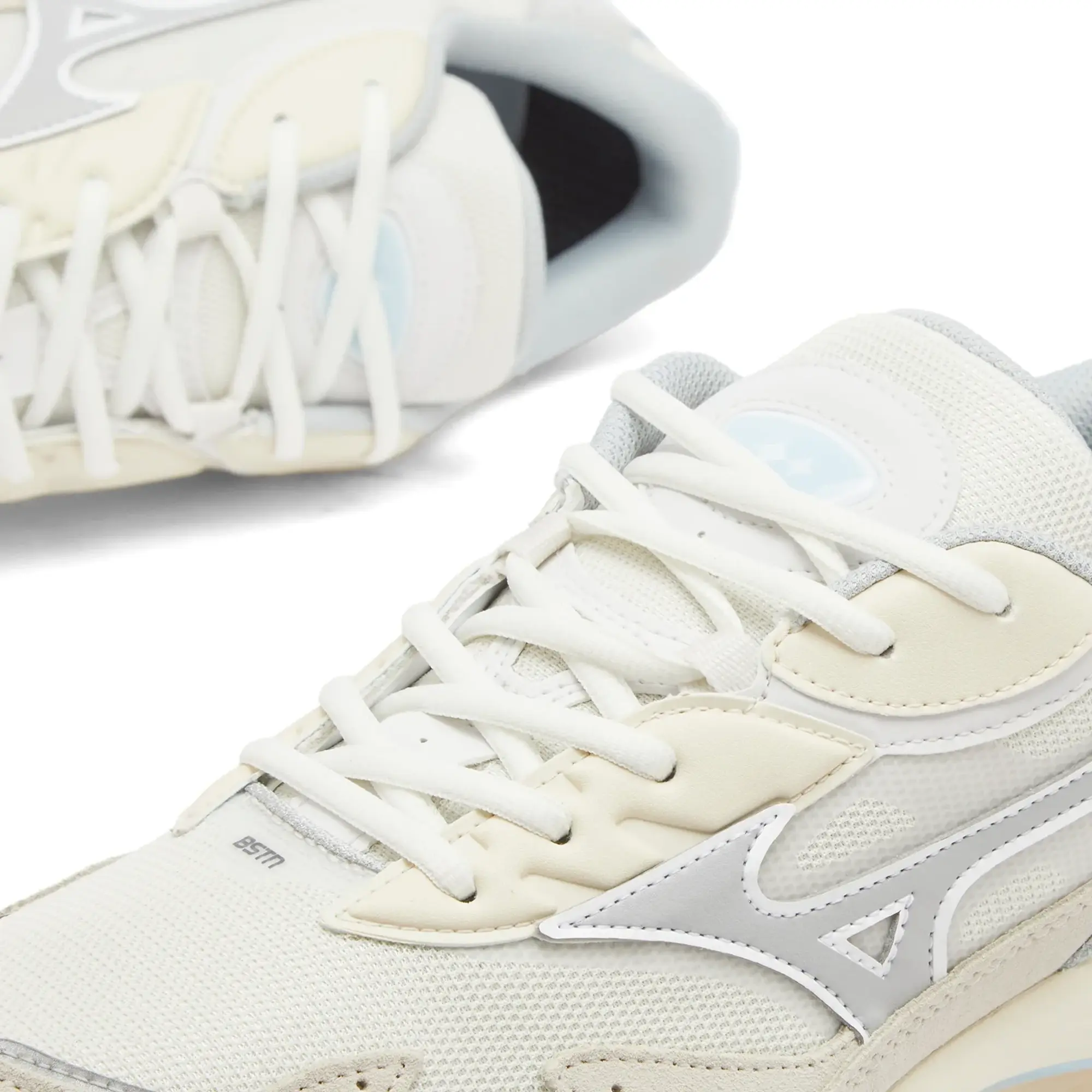 Mizuno X BSTN WAVE RIDER BETA GTX