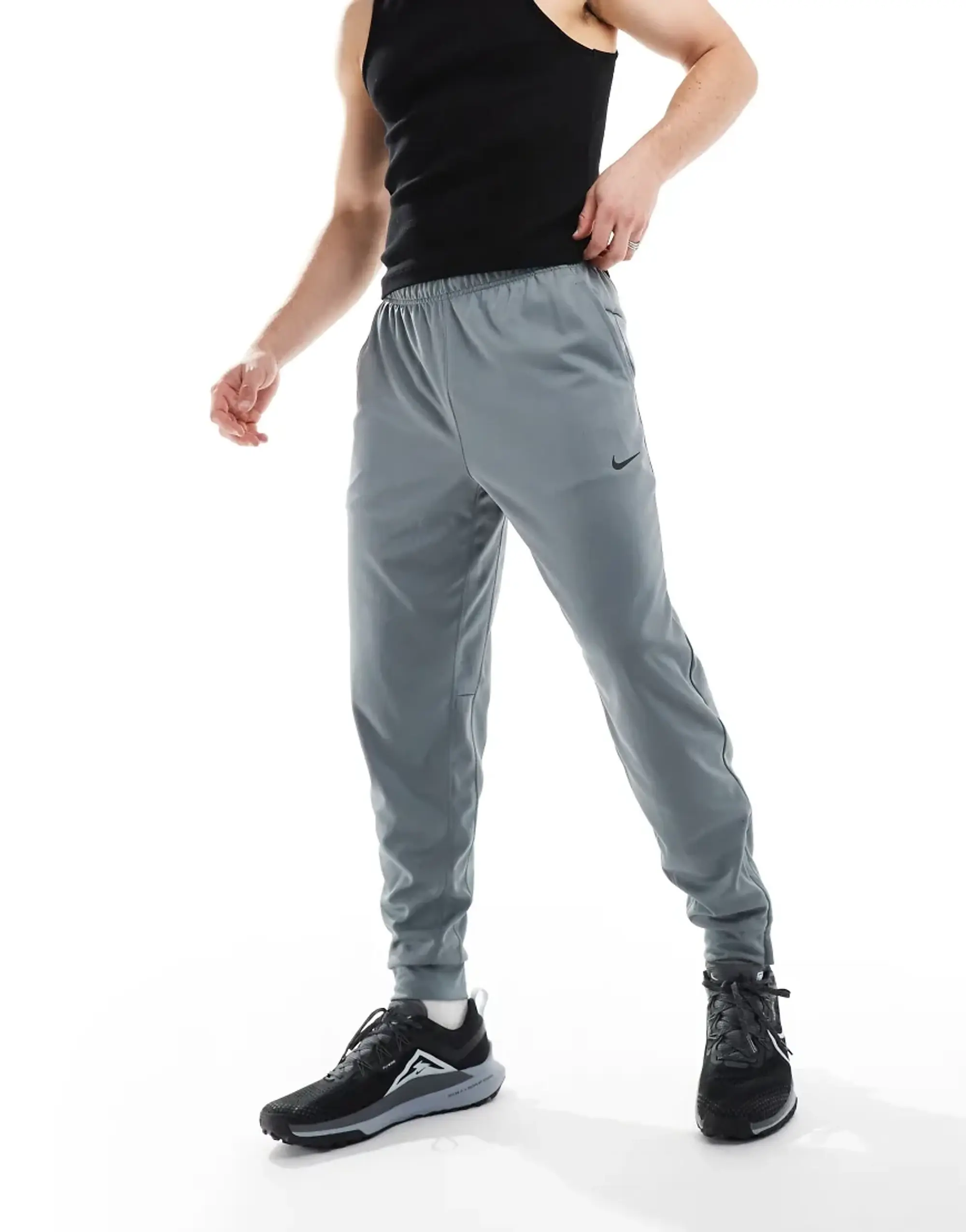Nike Totality Mens Dri FIT Tapered Versatile Pants
