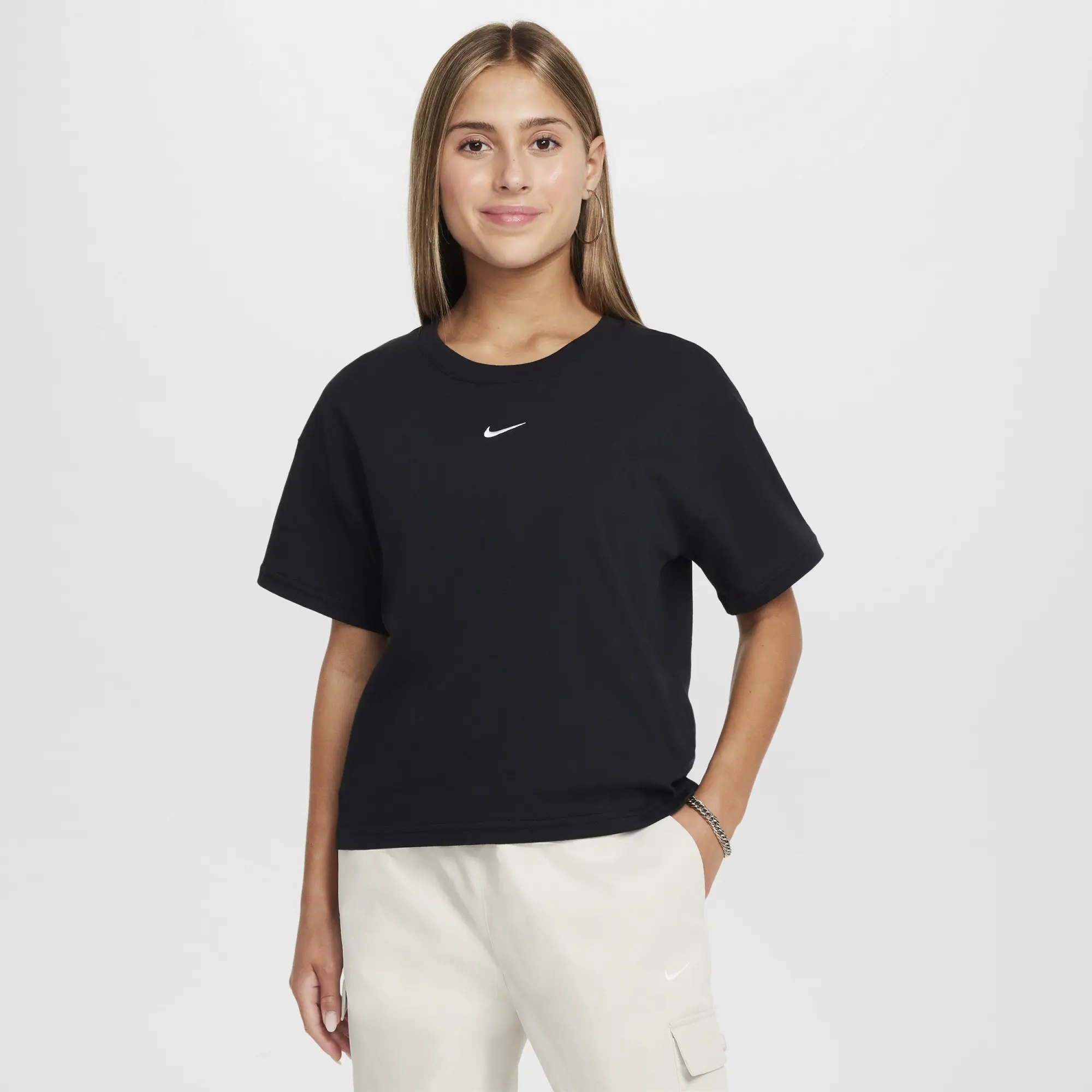 Nike Sportswear Essential Older Kids' (Girls') T-Shirt - Black - Cotton