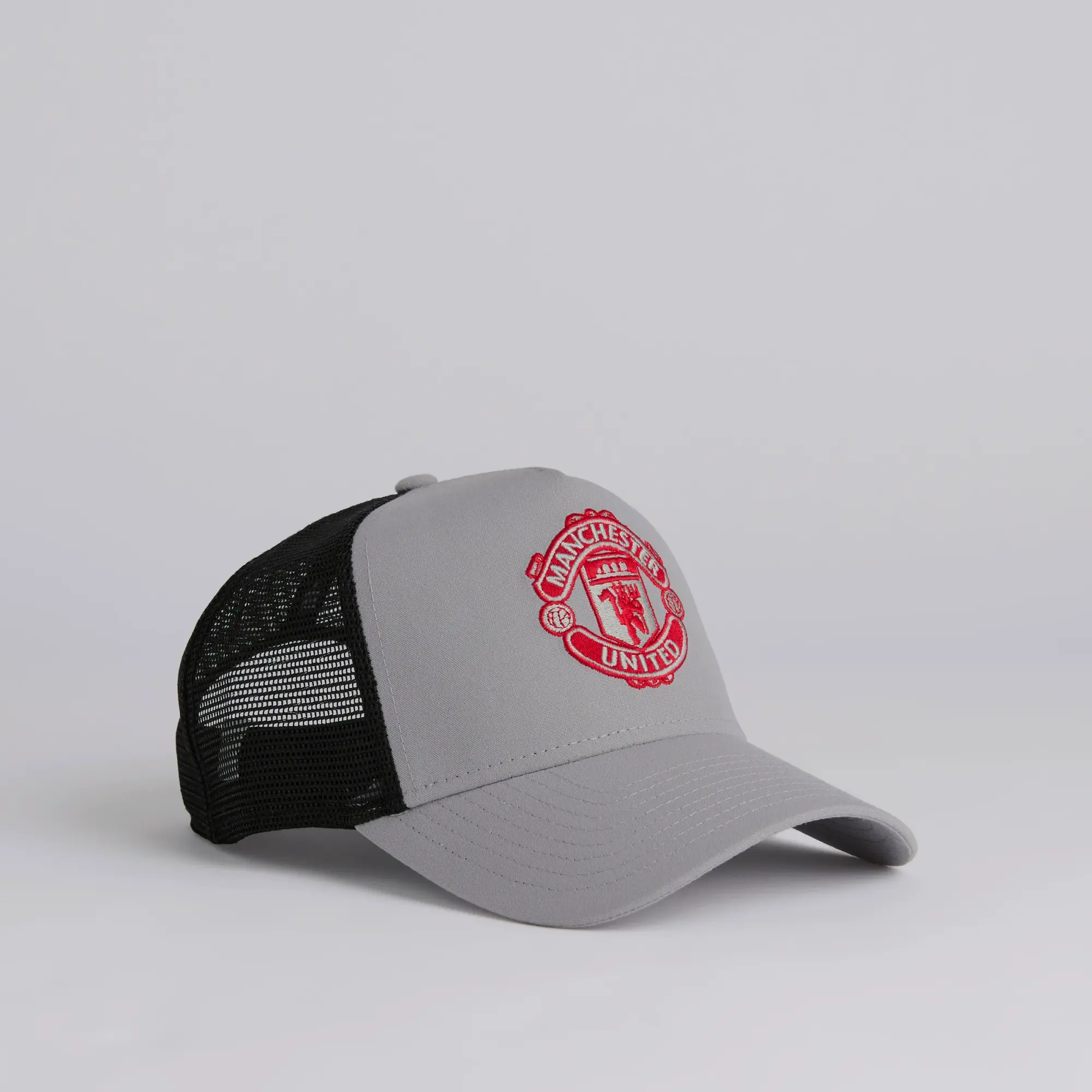 Manchester United x New Era Seasonal Trucker Cap Grey