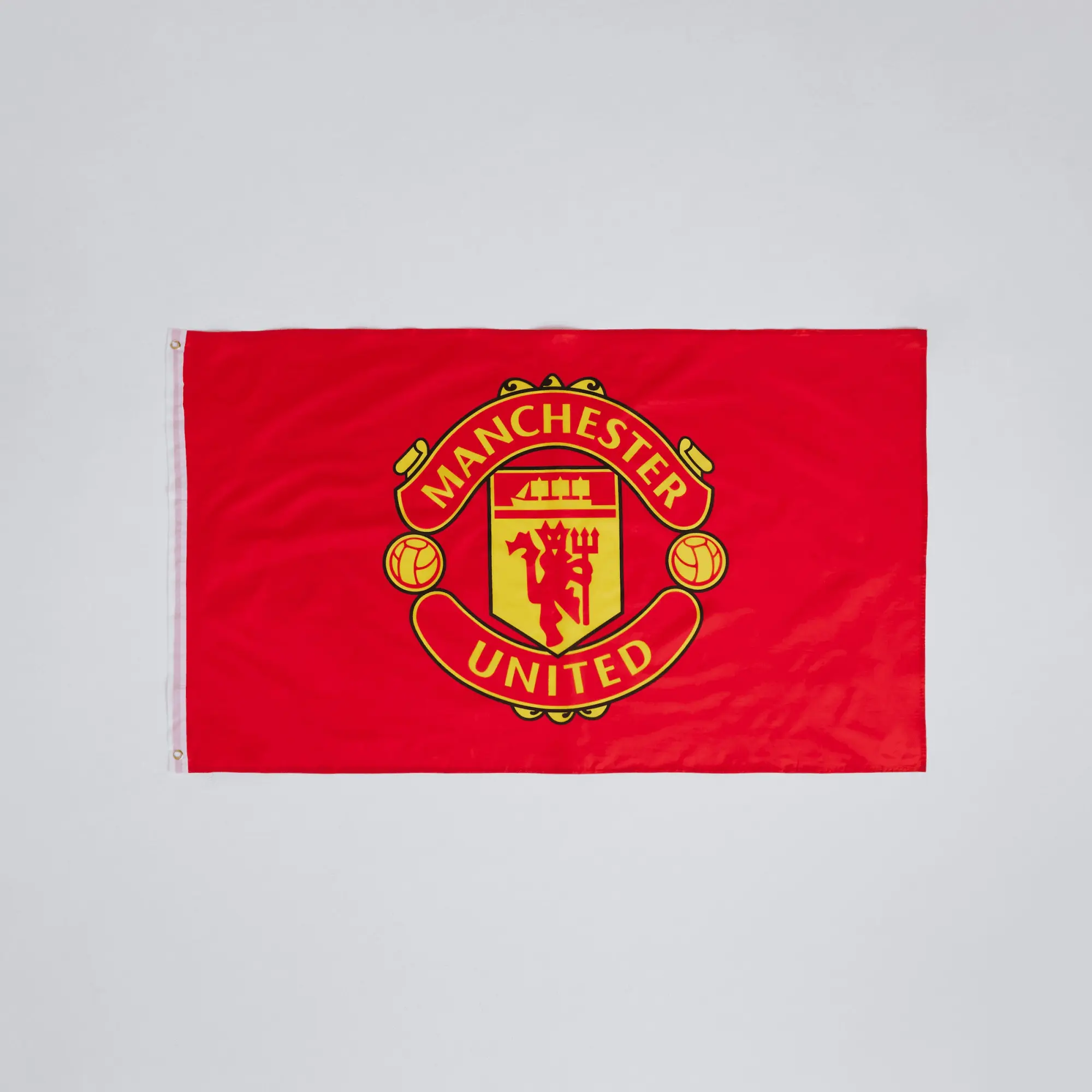 FOCO Manchester United Core Crest Flag Red