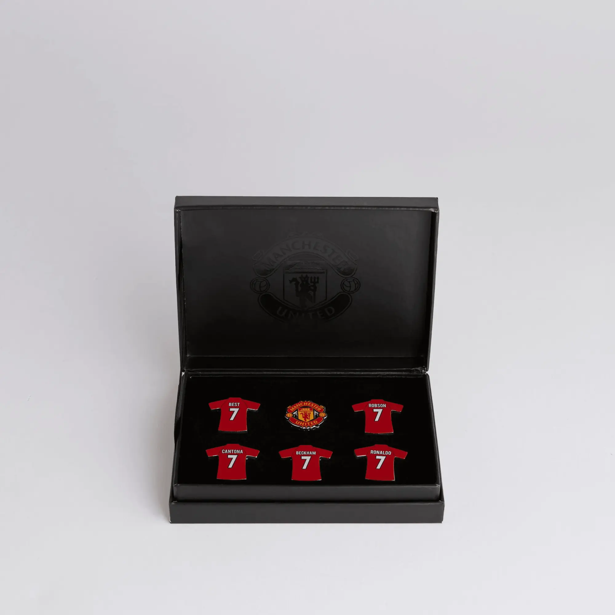 FOCO Manchester United Number 7 Badge Set Red