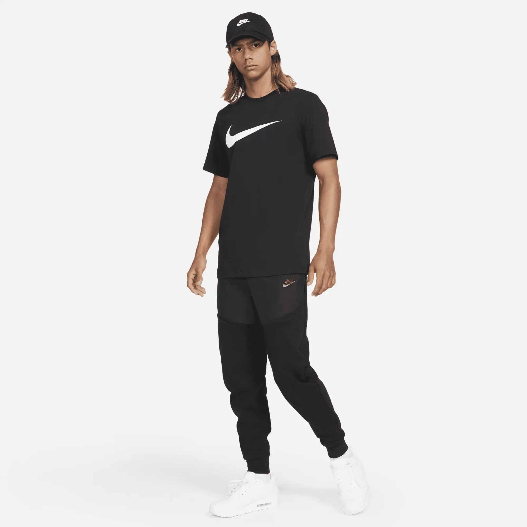 Nike Sportswear Swoosh Men's T-Shirt - Black - Cotton/Polyester