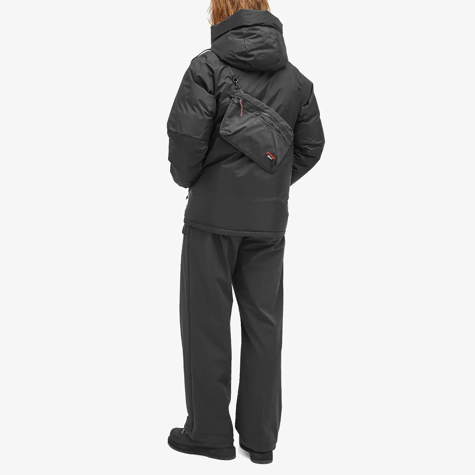 Nanga Men's Hinoc Sacoche Charcoal