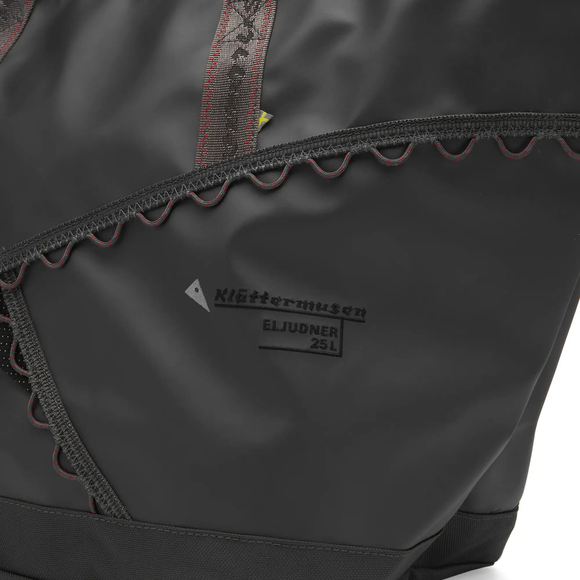Klättermusen Men's Eljudner 25L Tote Raven