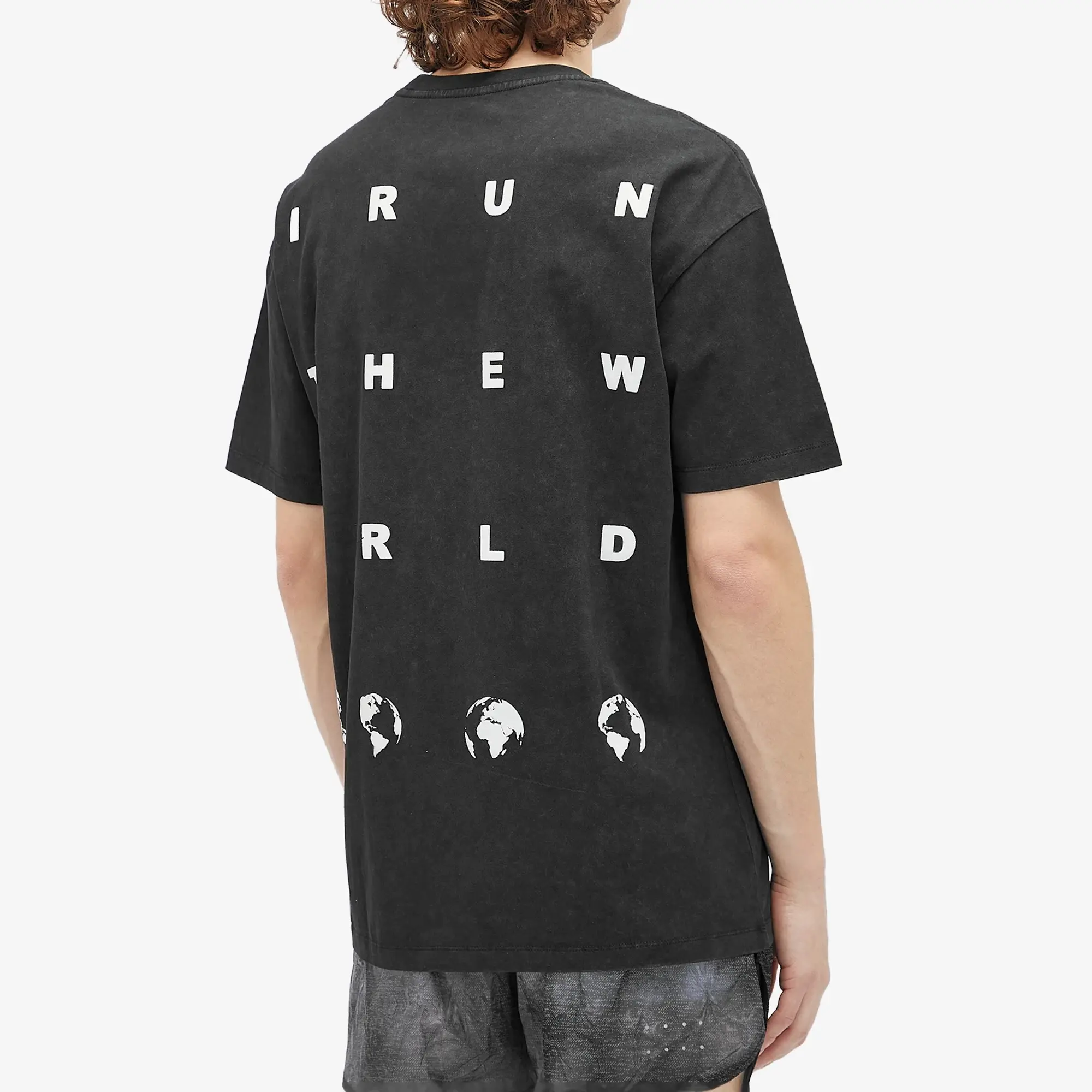 Over Over Men's Run the World Easy T-Shirt Black