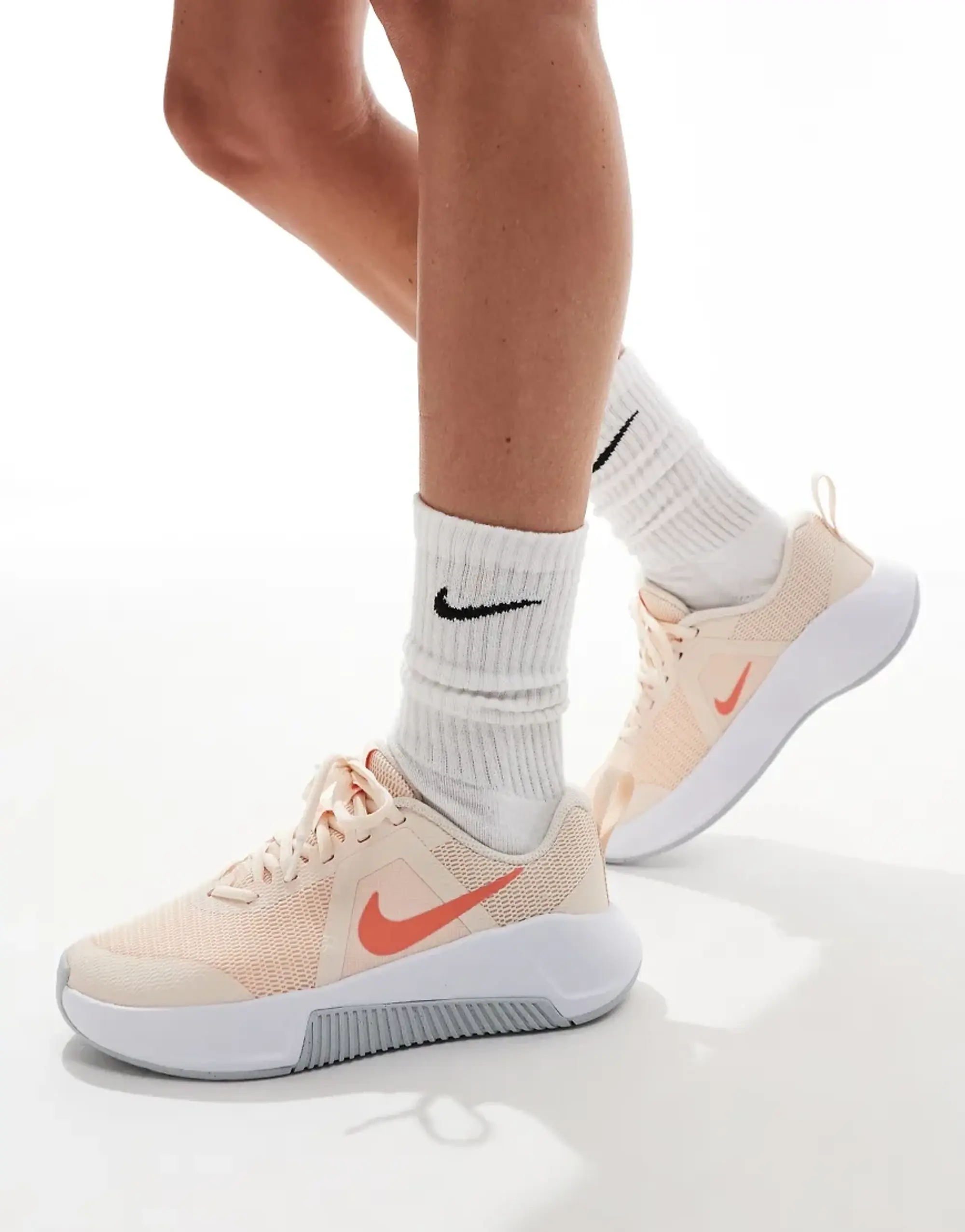 Nike training flex trainers in pink hotsell