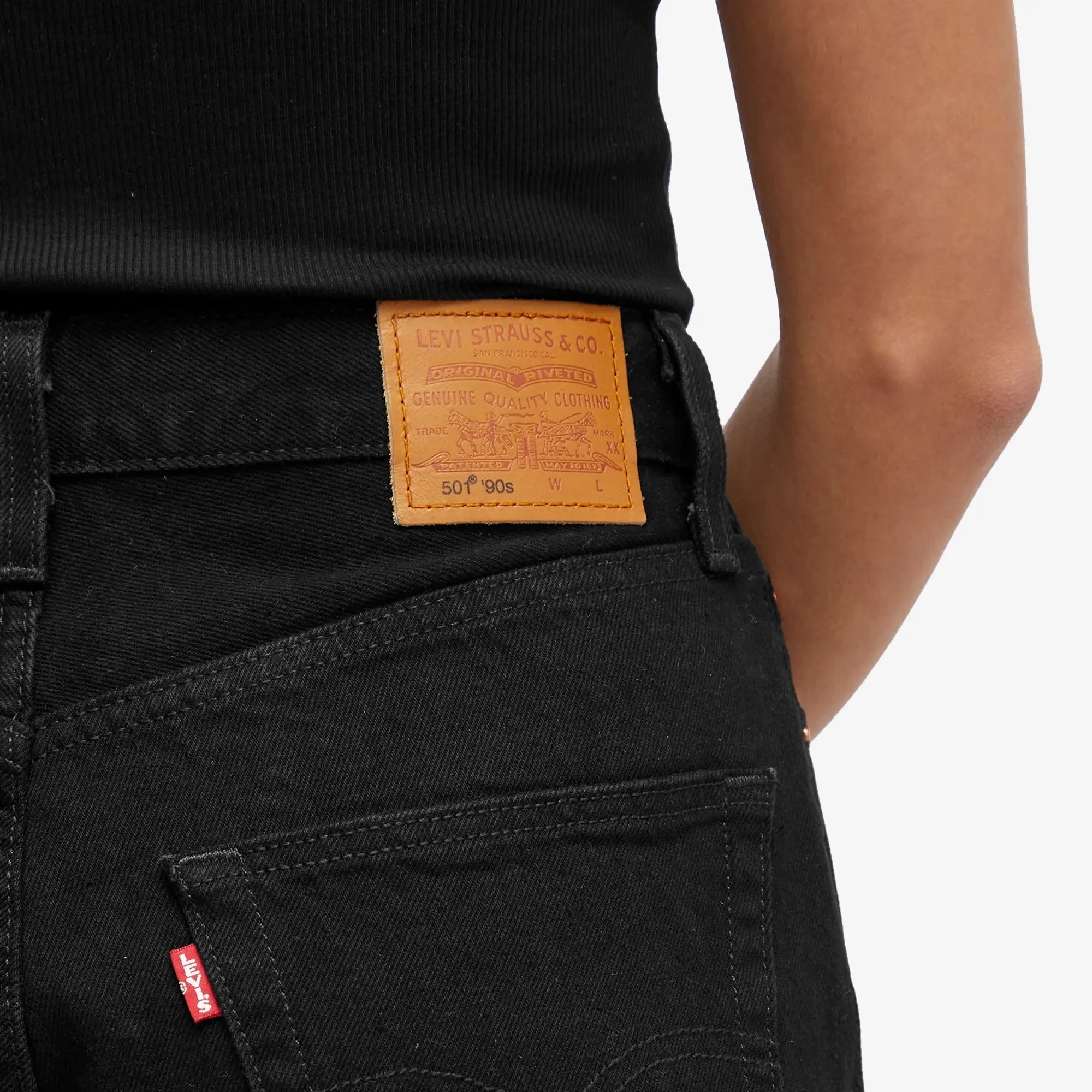 Levi's Women's Straight Leg Black